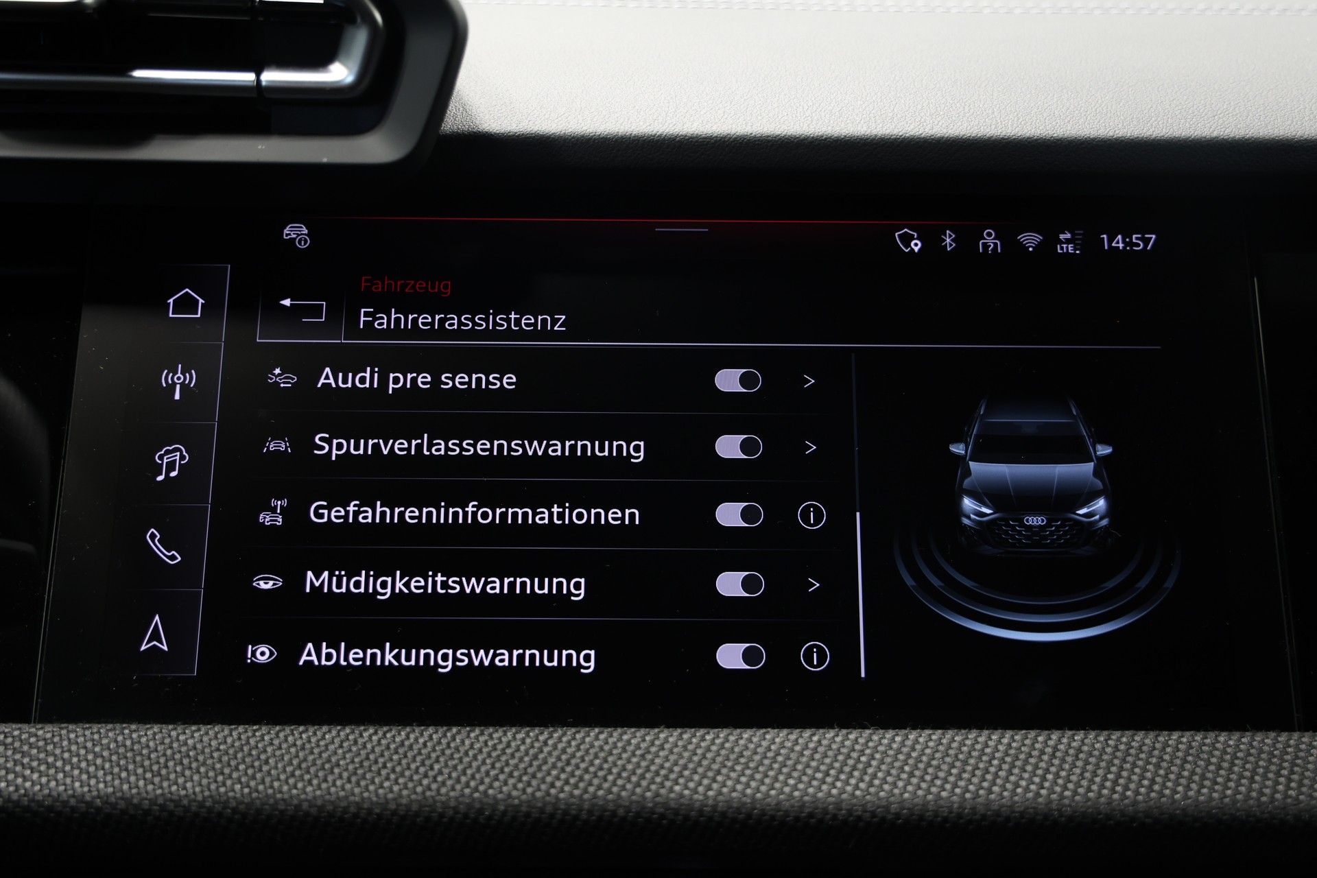 AUDI S3 Sportback TFSI quattro S-tronic *Akrapovic*Audi Werksgarantie bis 07.2027*-image-31