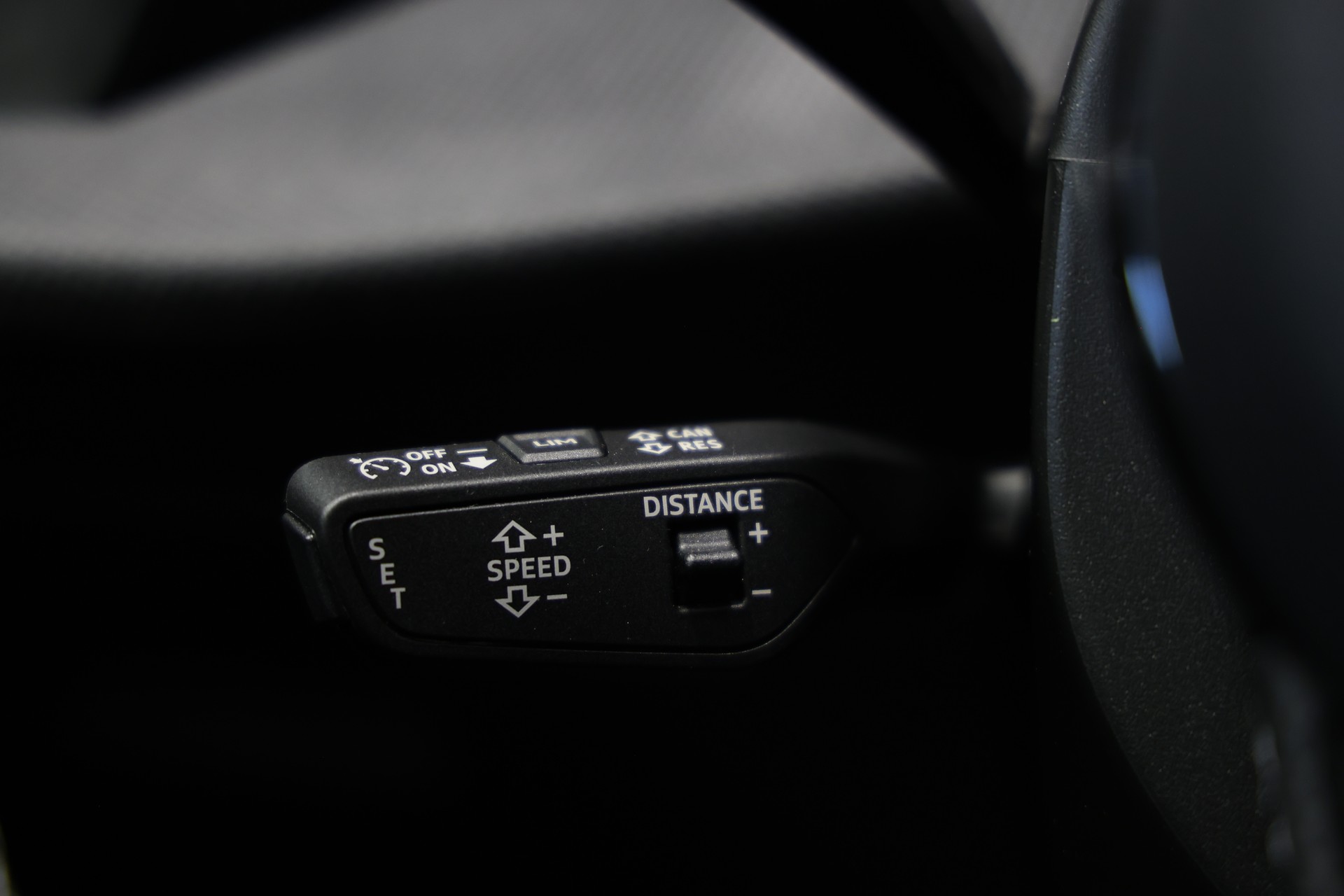 AUDI S3 Sportback TFSI quattro S-tronic *Akrapovic*Audi Werksgarantie bis 07.2027*-image-20