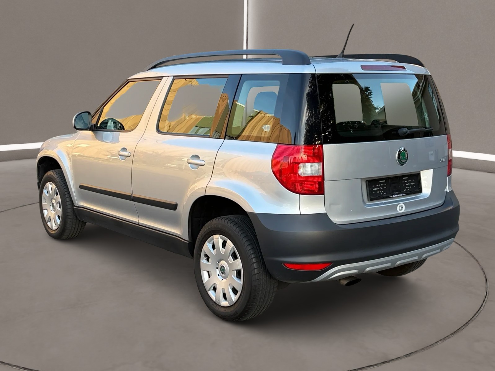 SKODA Yeti 1.2 TSI Ambition DSG Frisch Ab MFK&Service-image-4
