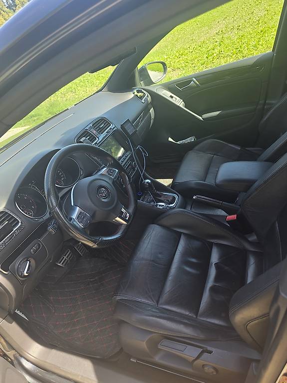 VW GOLF-image-1