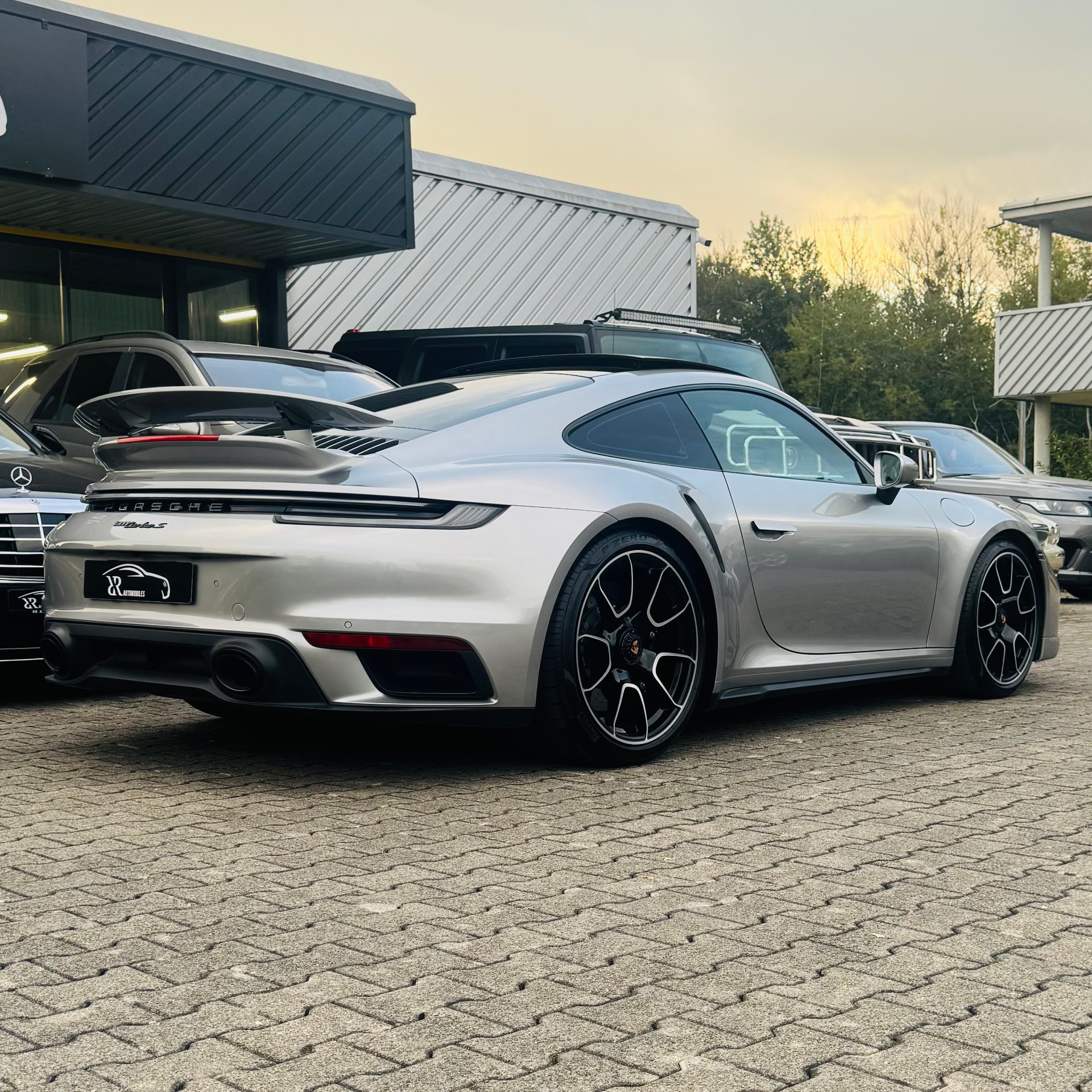 PORSCHE 911 Turbo S PDK-image-2