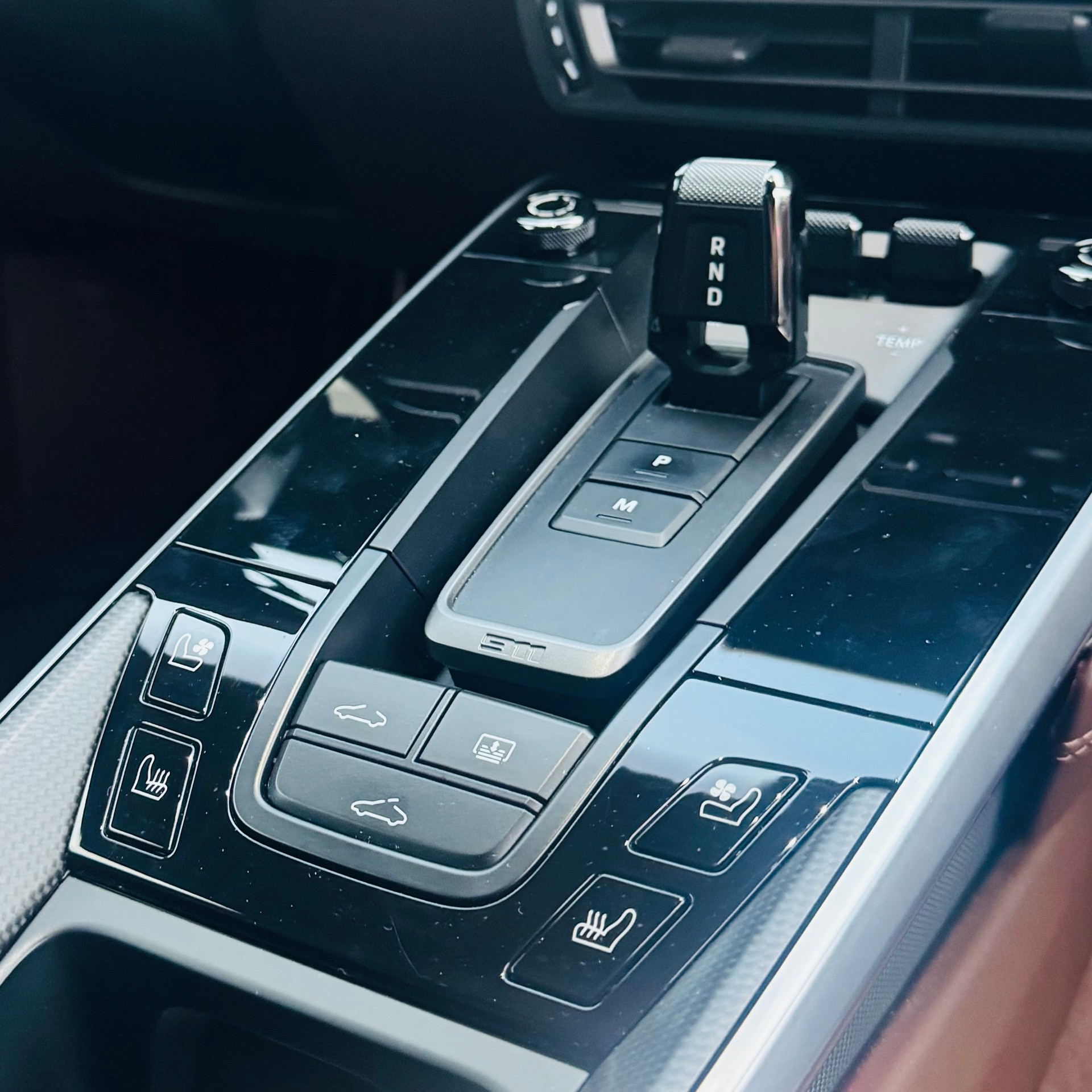 PORSCHE 911 Turbo S PDK-image-18