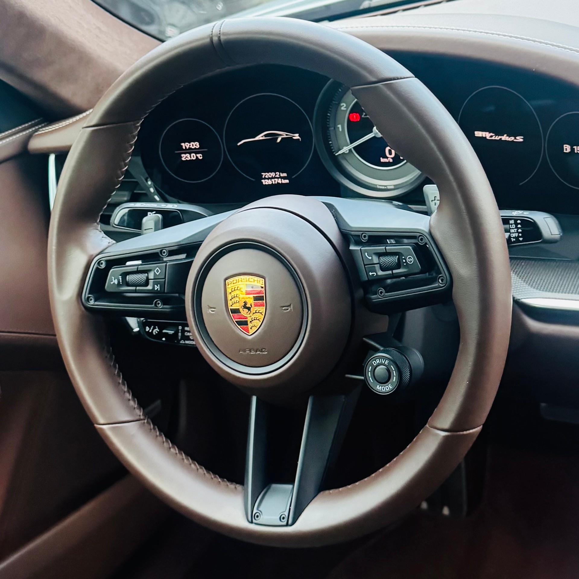 PORSCHE 911 Turbo S PDK-image-22
