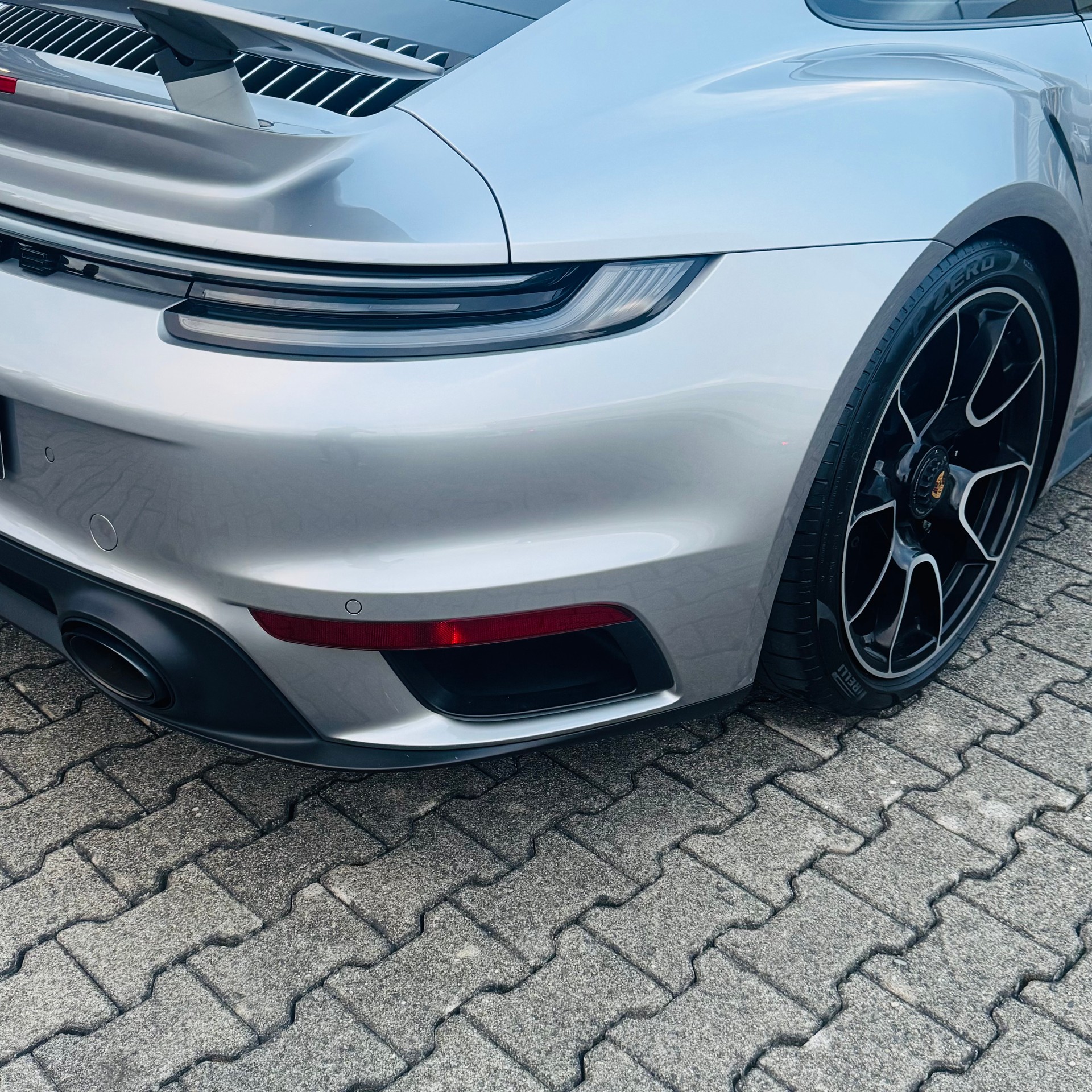 PORSCHE 911 Turbo S PDK-image-6