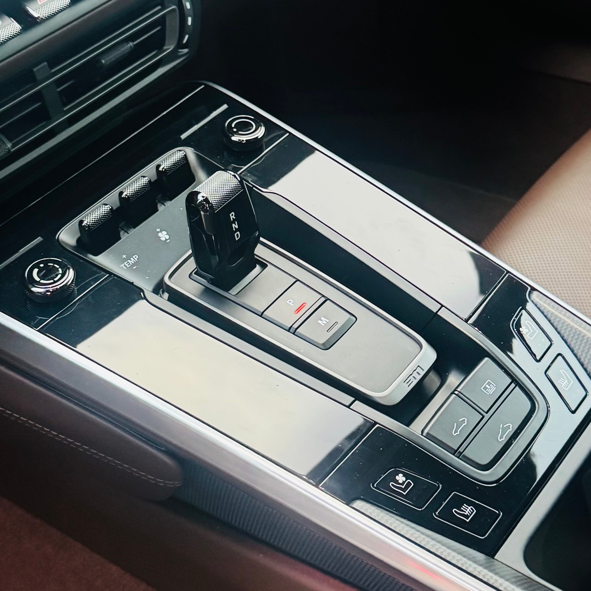 PORSCHE 911 Turbo S PDK-image-16
