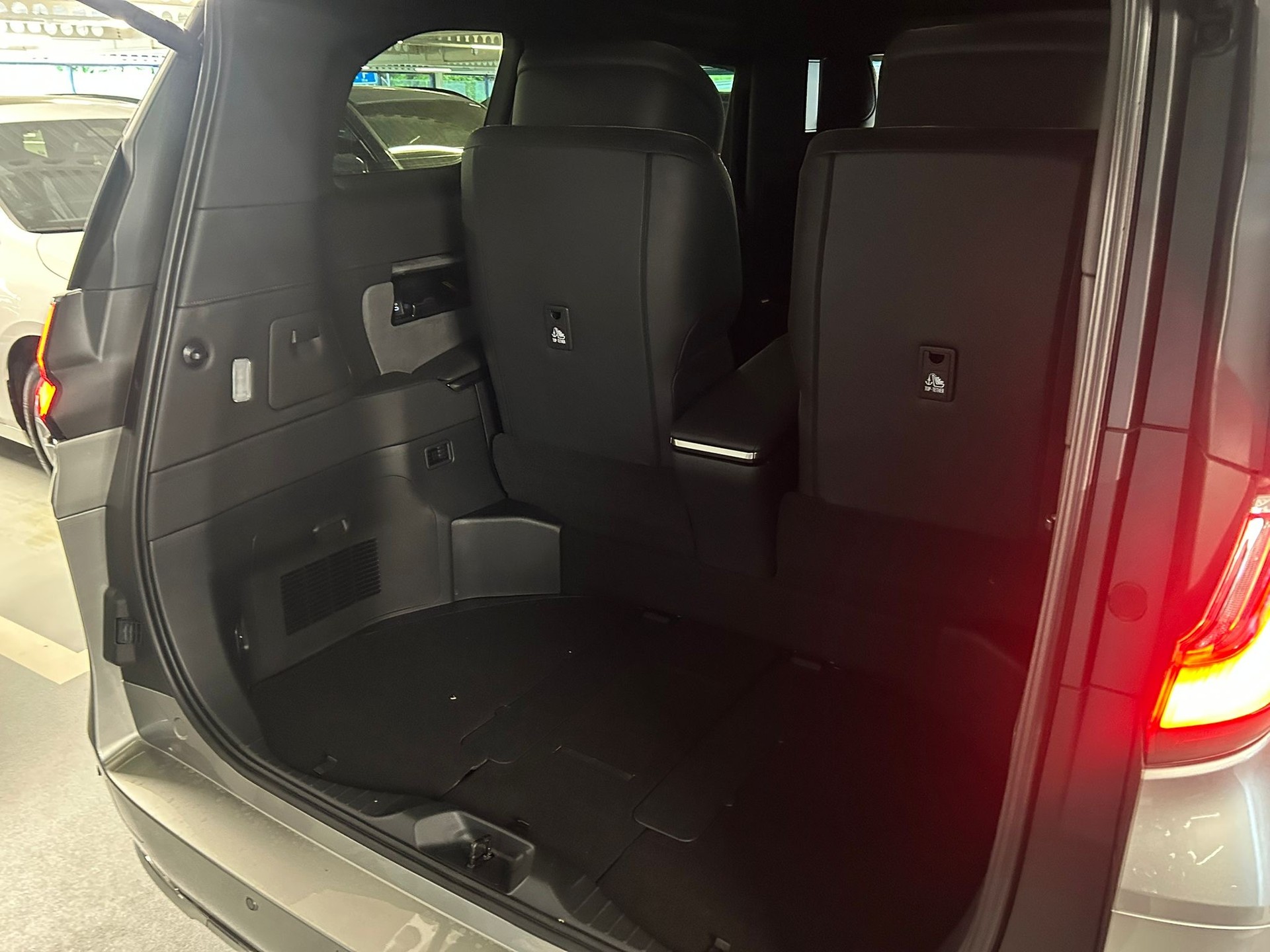 LEXUS 350h VIP-image-8