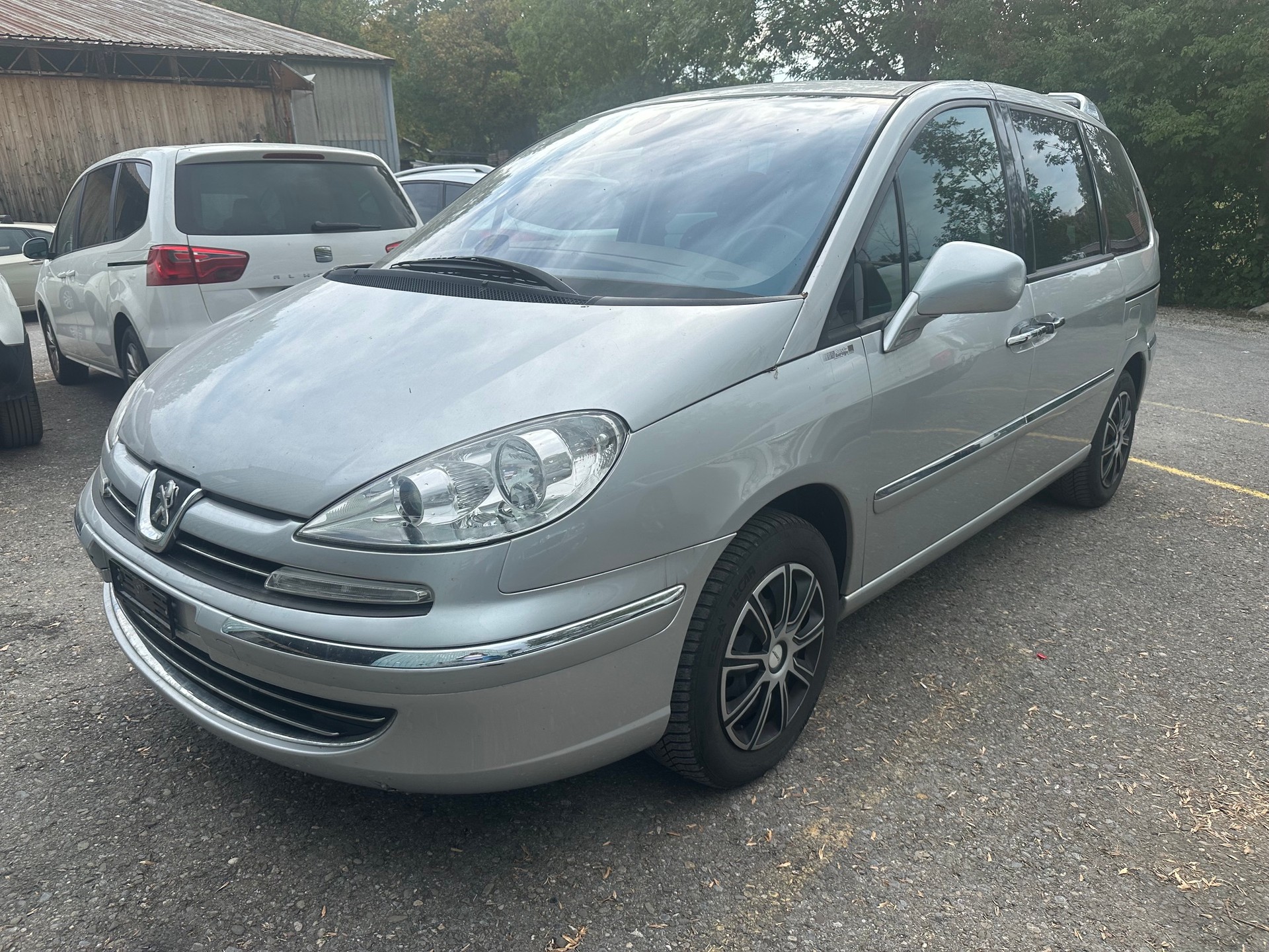 PEUGEOT 807 2.0 16V HDi Allure-image-1
