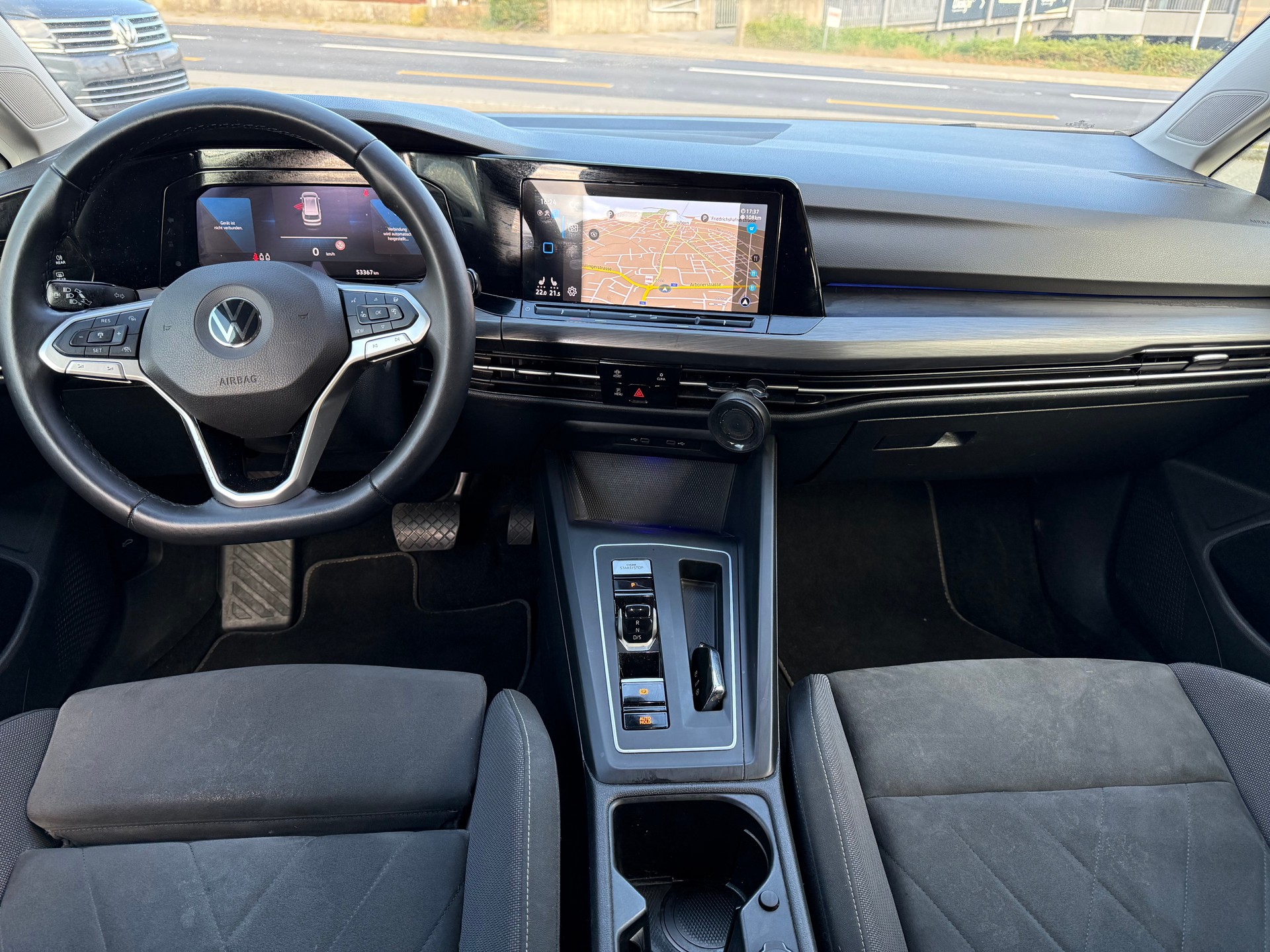 VW Golf Variant 2.0 TDI Style DSG-image-6