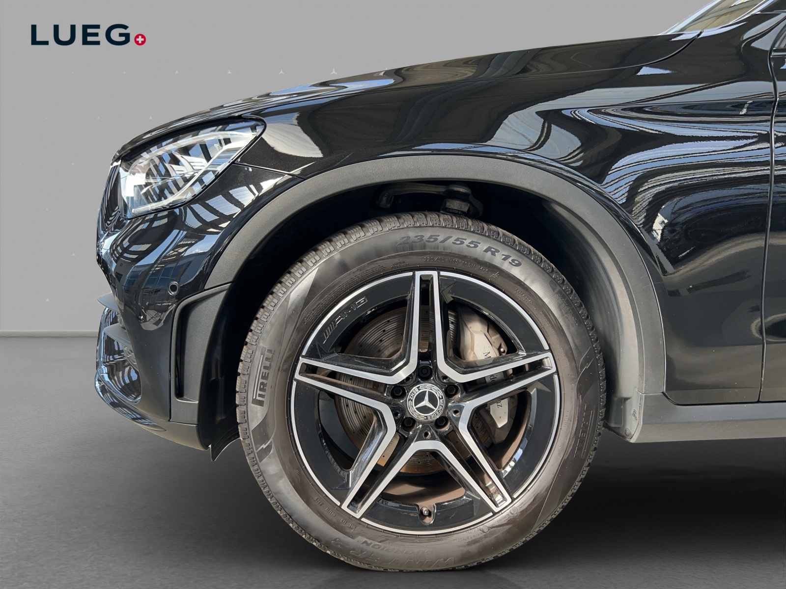 MERCEDES-BENZ GLC 200 AMG Line 4Matic 9G-Tronic-image-6