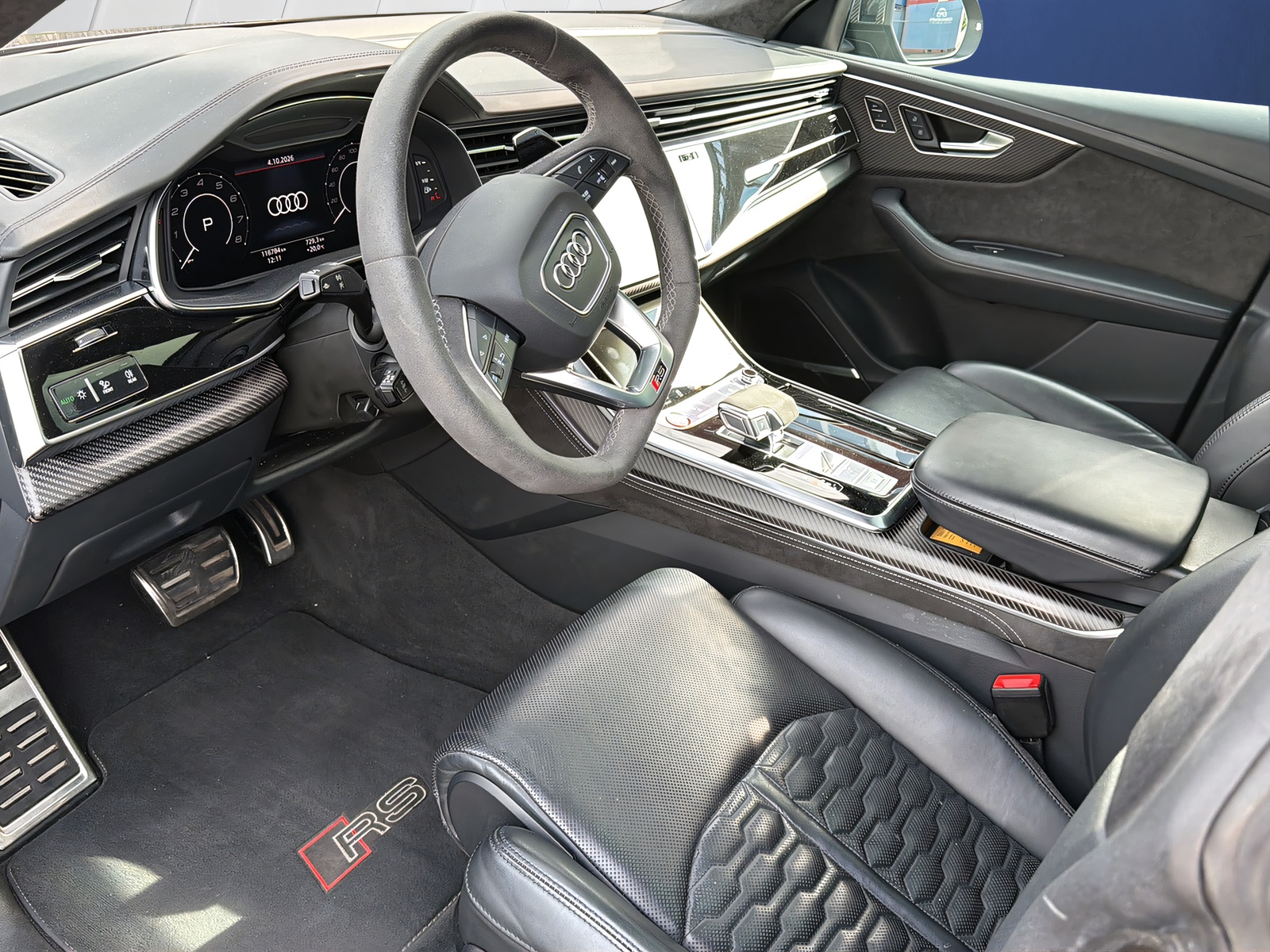 AUDI RSQ8 quattro tiptronic-image-8
