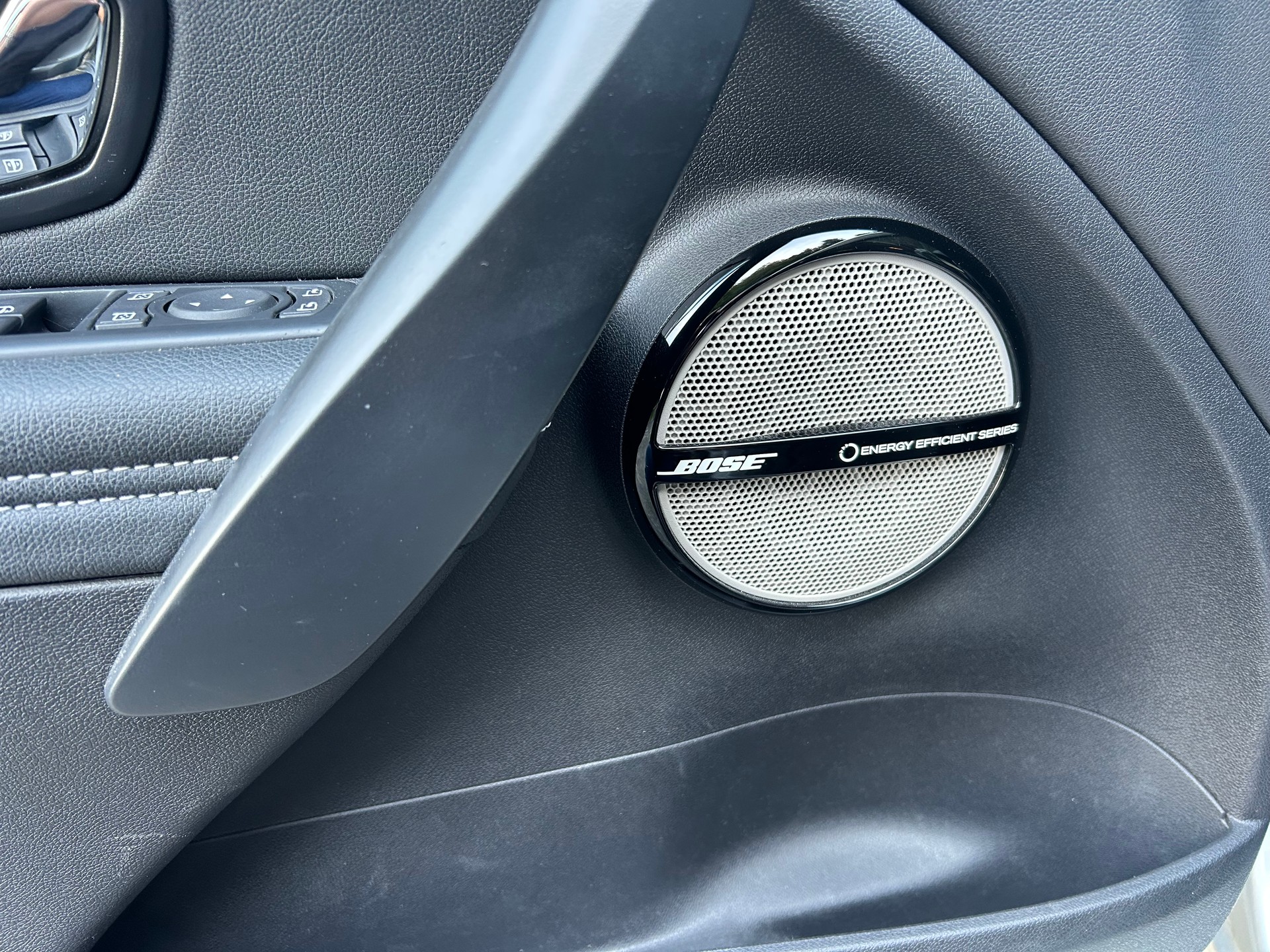 RENAULT Mégane Grandtour 1.5 dCi Bose-image-10