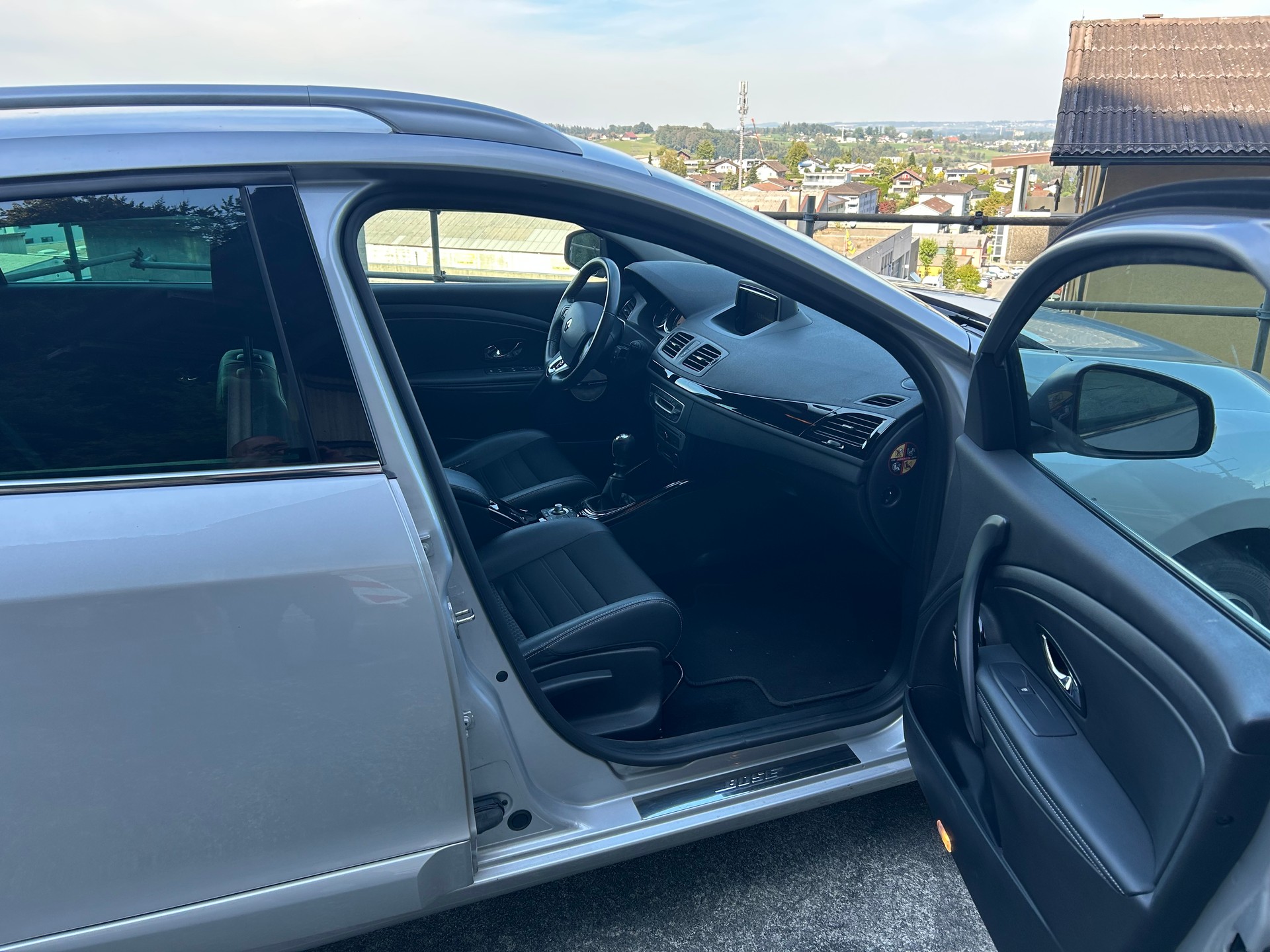 RENAULT Mégane Grandtour 1.5 dCi Bose-image-6