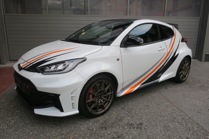 Car photo