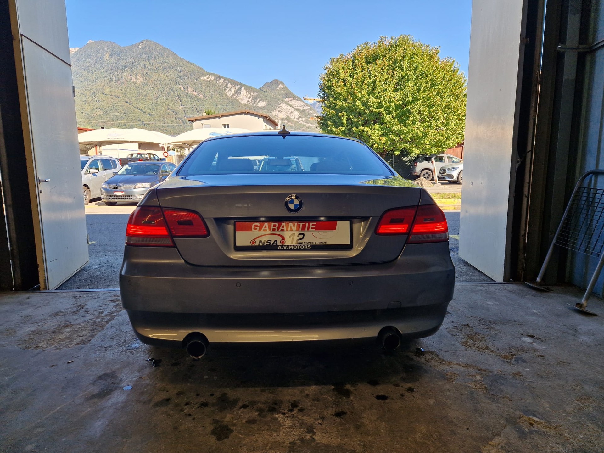 BMW 335i xDrive Coupé Steptronic-image-5