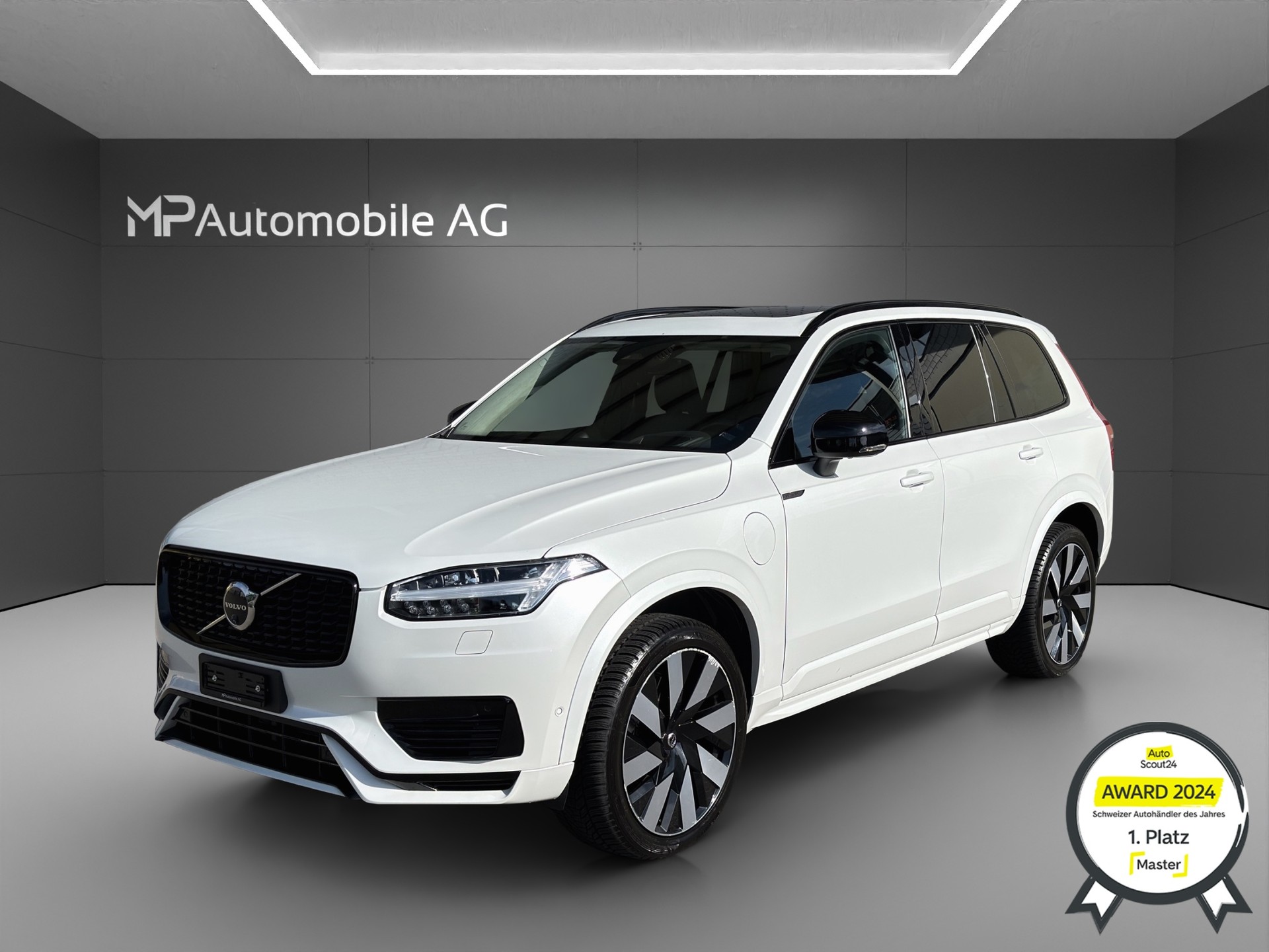VOLVO XC90 T8 eAWD PluginHybrid Ultimate Dark Geartronic-image-1