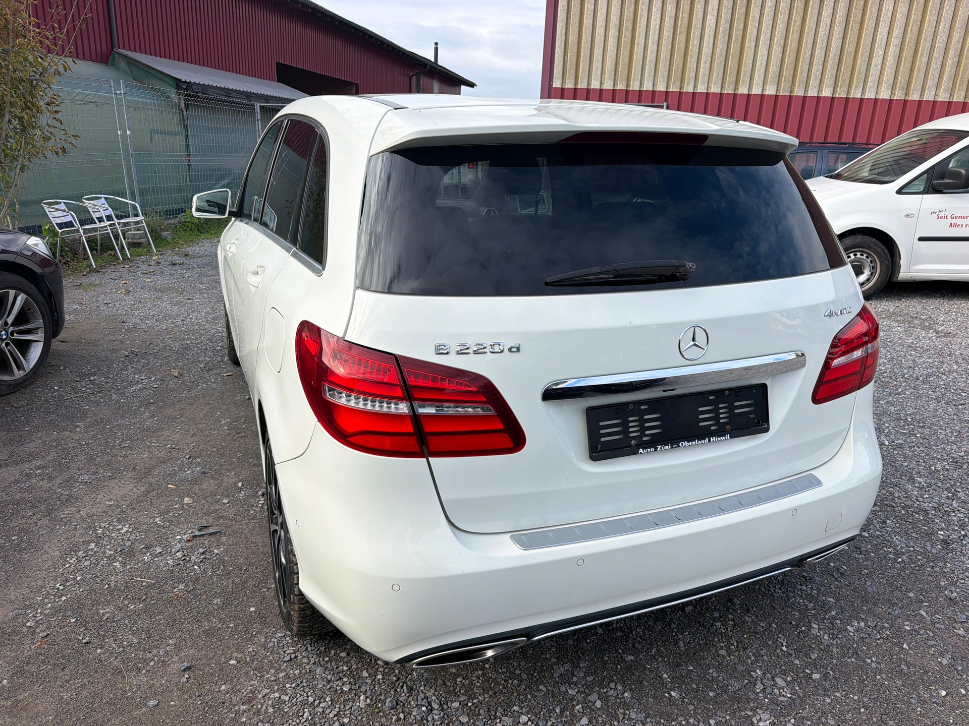 MERCEDES-BENZ B 220 CDI Swiss Star Edition AMG Line 4Matic-image-7