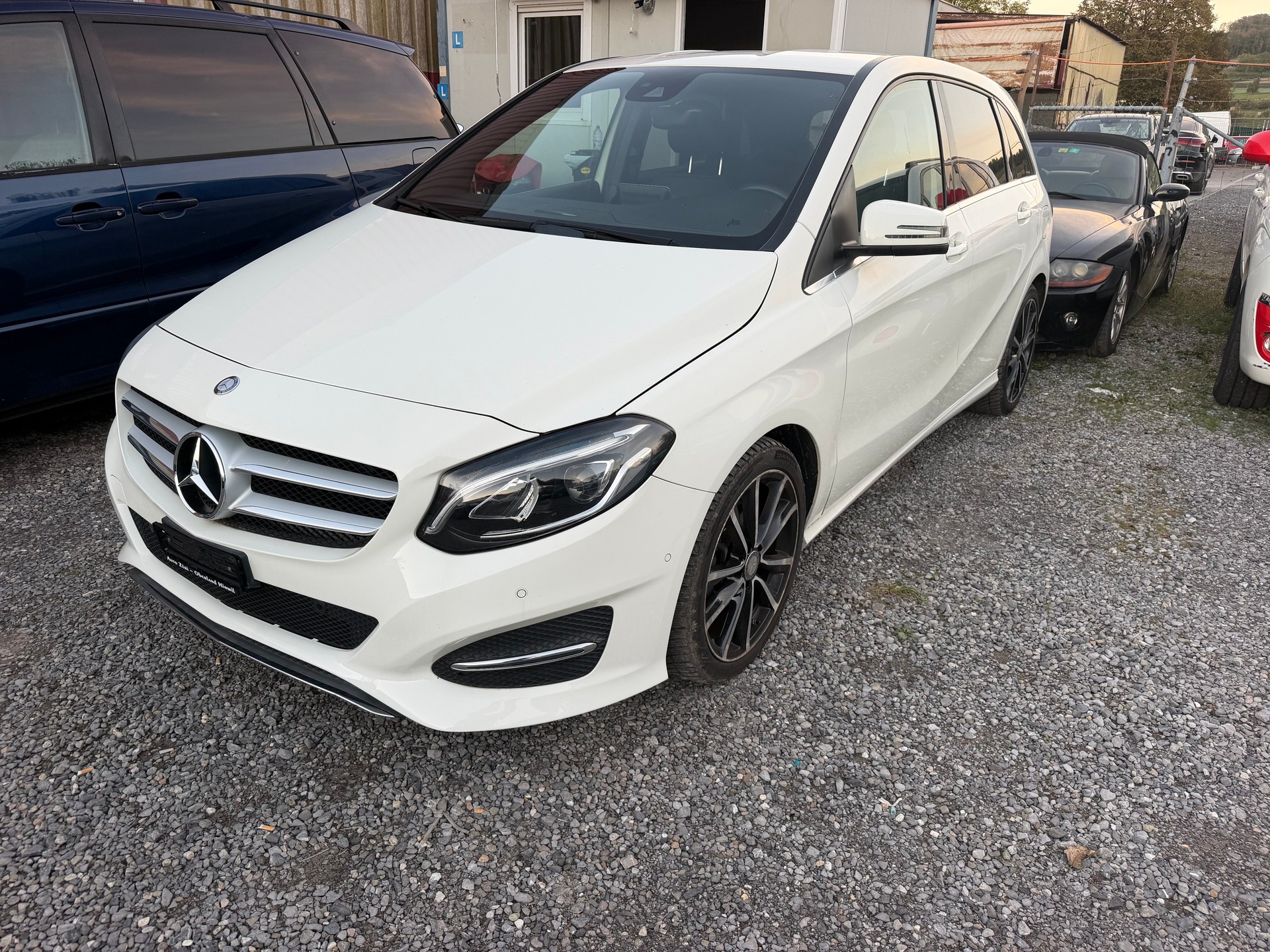 MERCEDES-BENZ B 220 CDI Swiss Star Edition AMG Line 4Matic-image-0