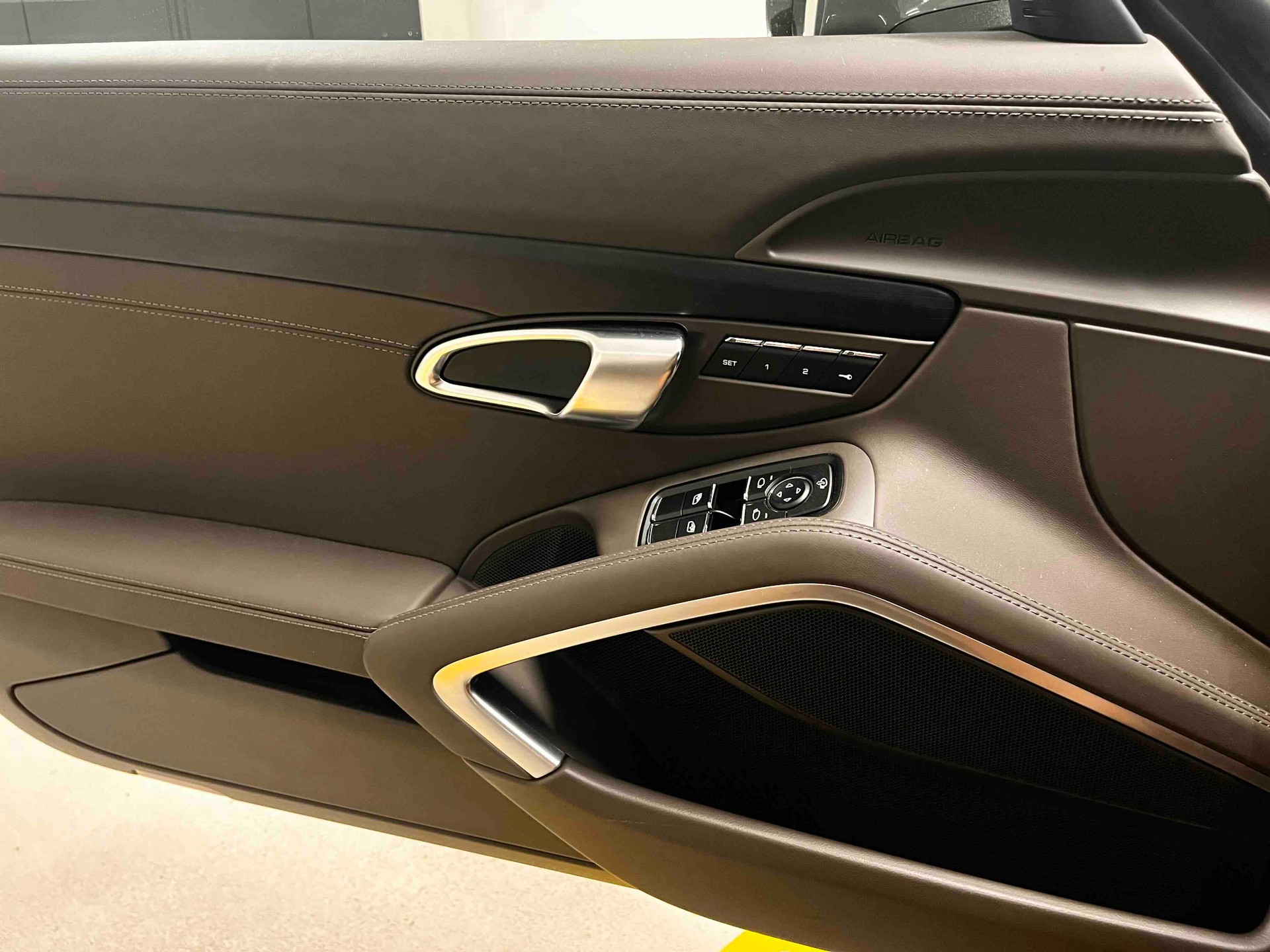 PORSCHE 4.0 GTS PDK-image-5