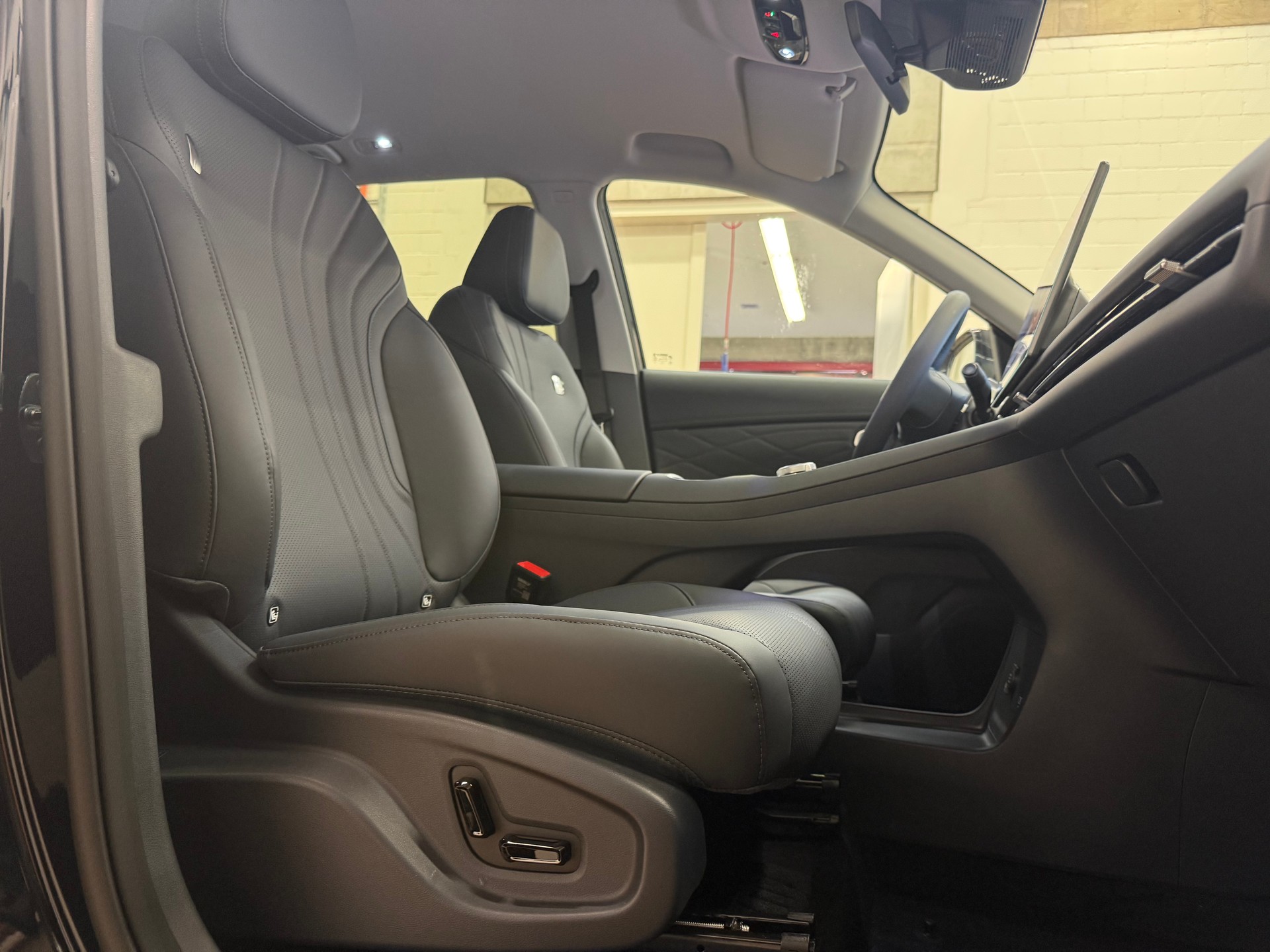 GEELY Pro +-image-12