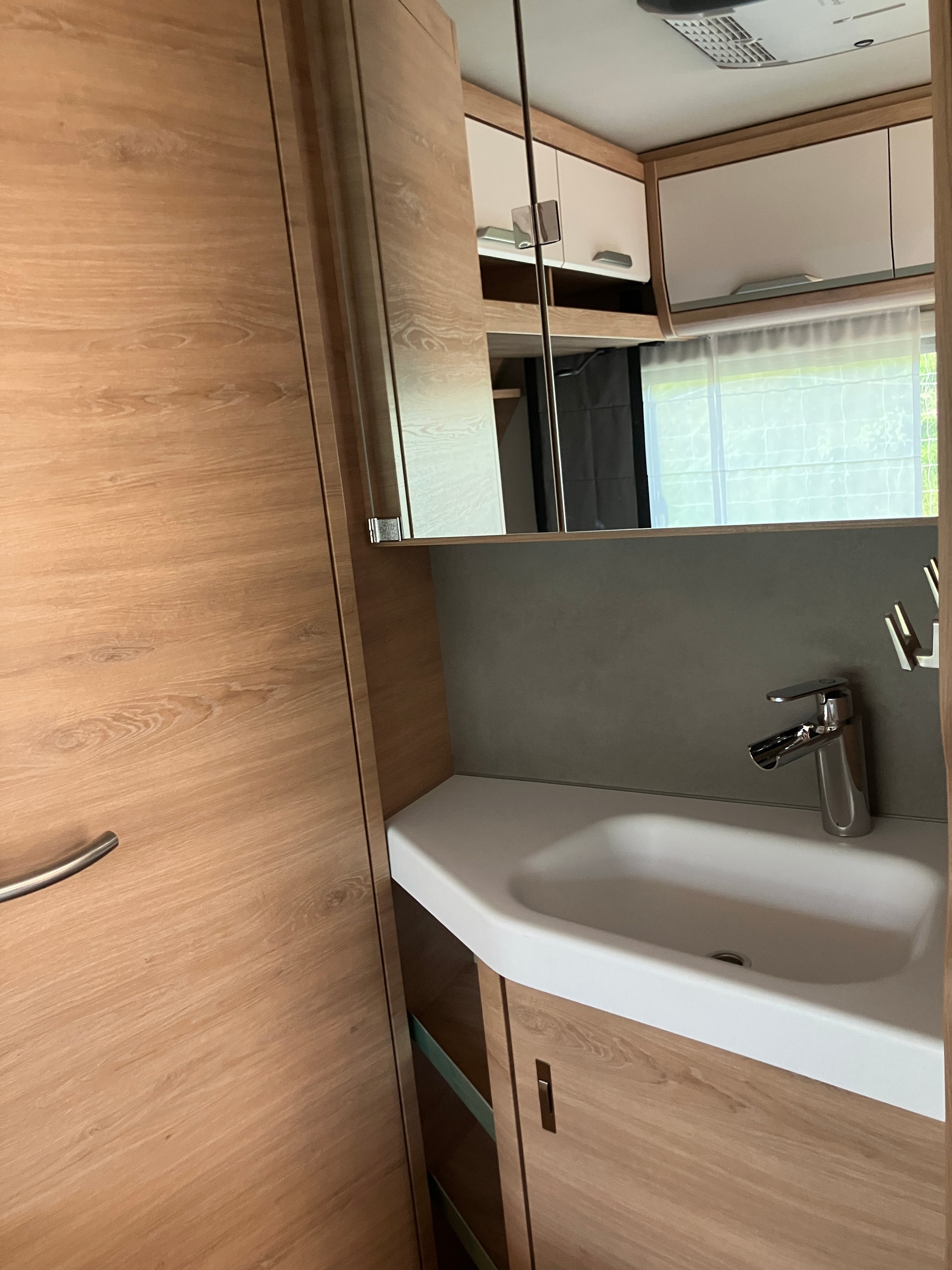 KNAUS Knaus Südwind 540 FDK Black Edition-image-6