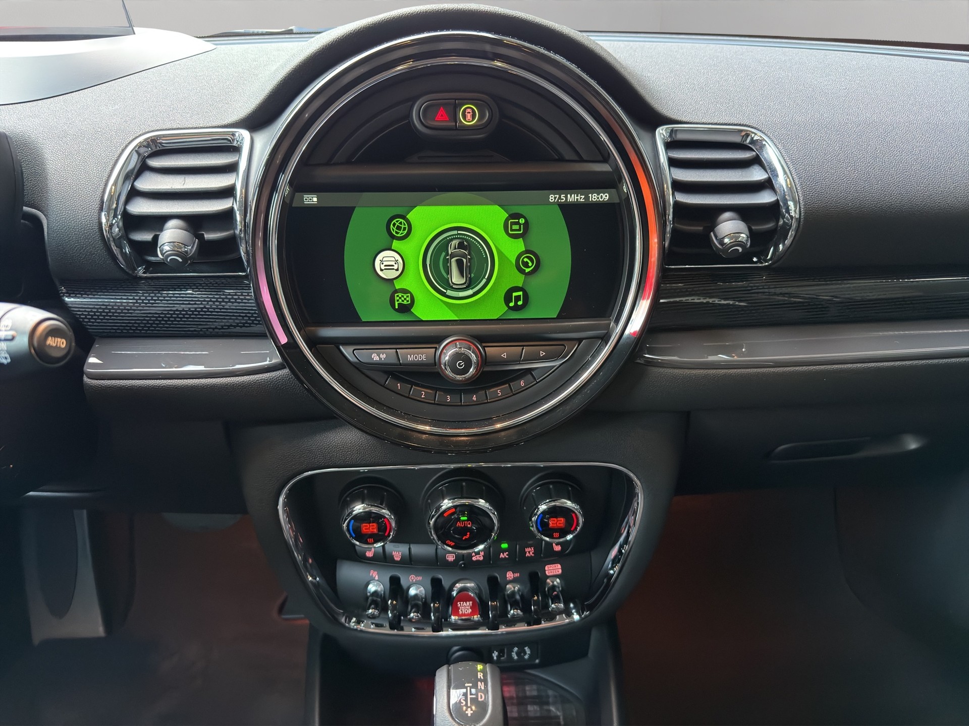 MINI Clubman Cooper S Steptronic-image-16