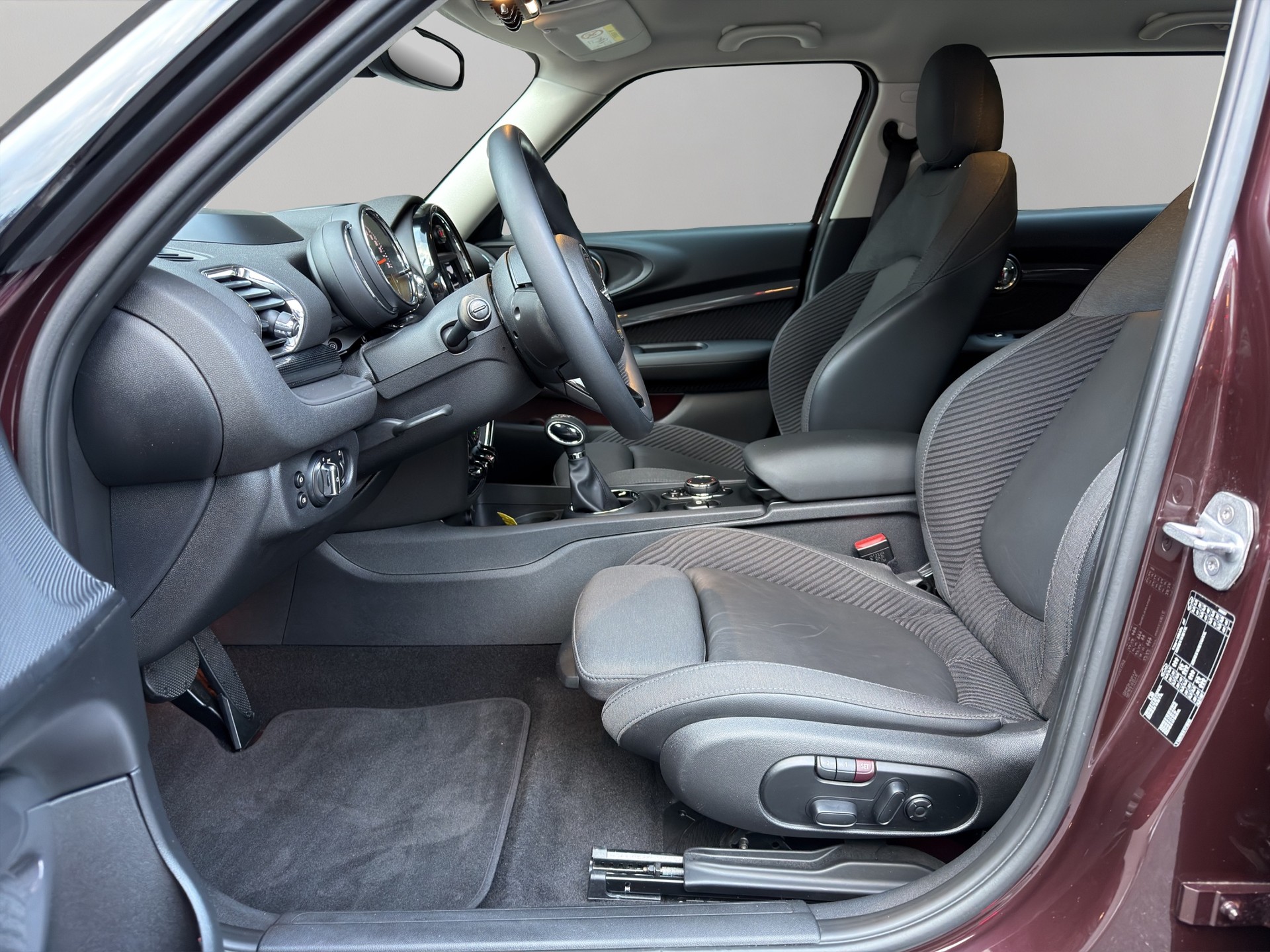 MINI Clubman Cooper S Steptronic-image-10