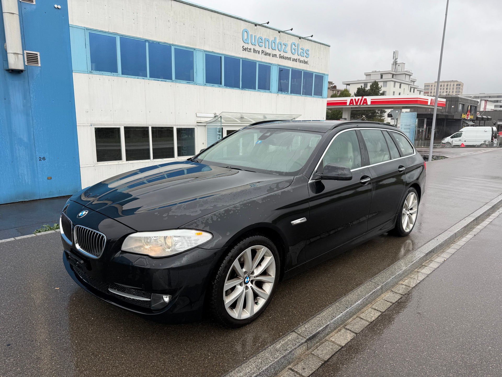 BMW 535i Touring Steptronic-image-2