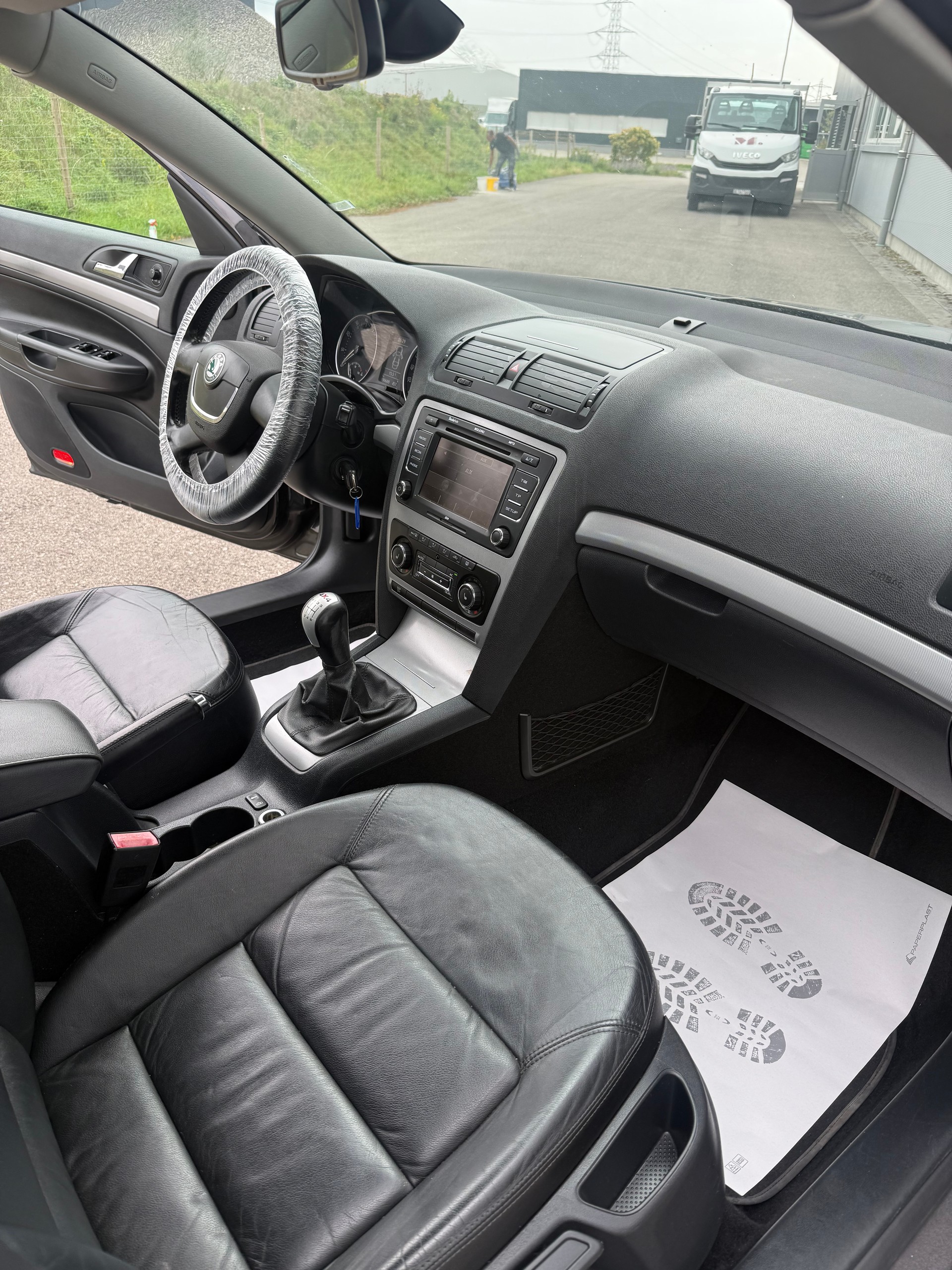 SKODA Octavia Combi 1.8 TSI Swiss Adventure 4x4-image-5