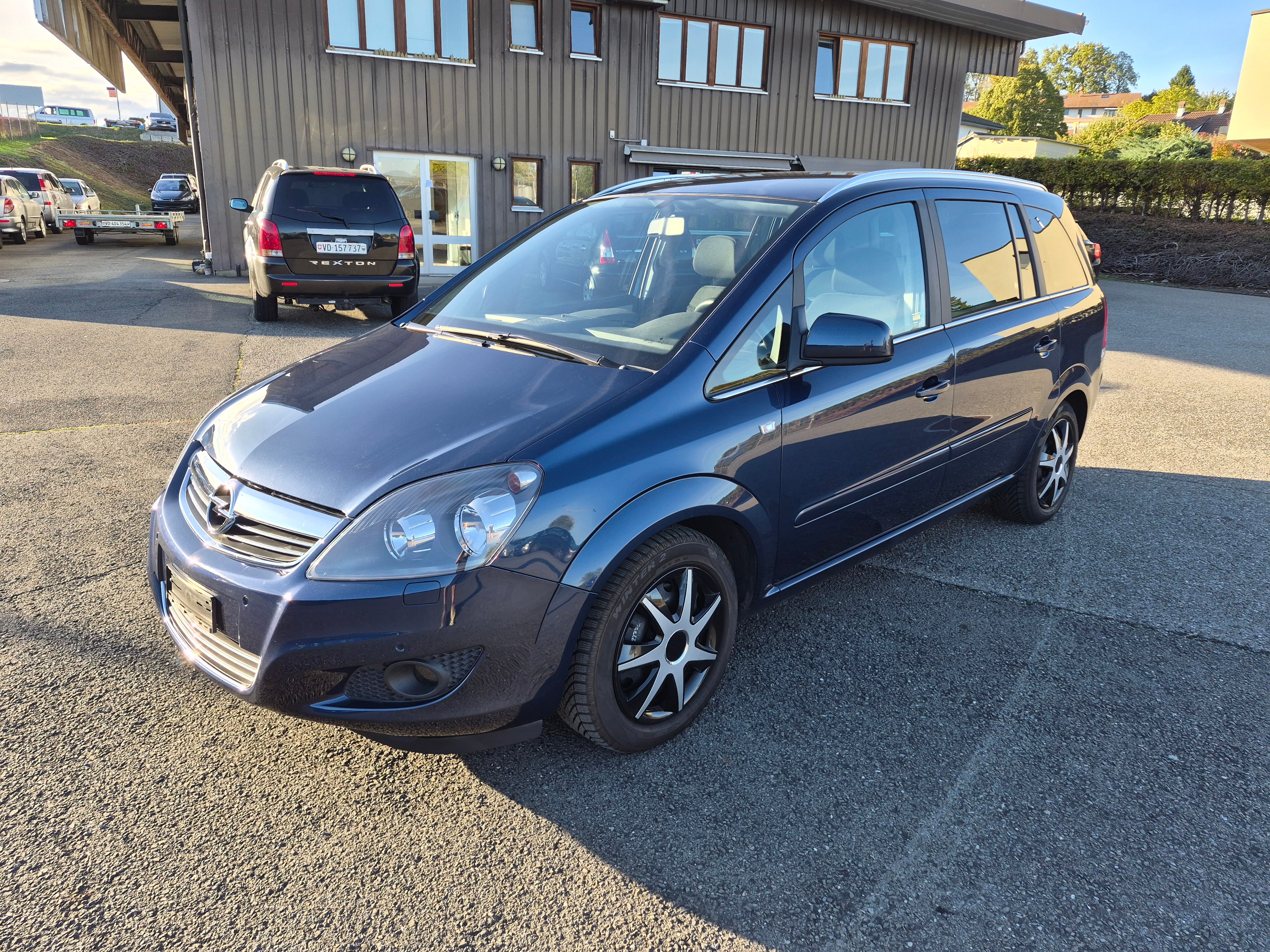 Car photo