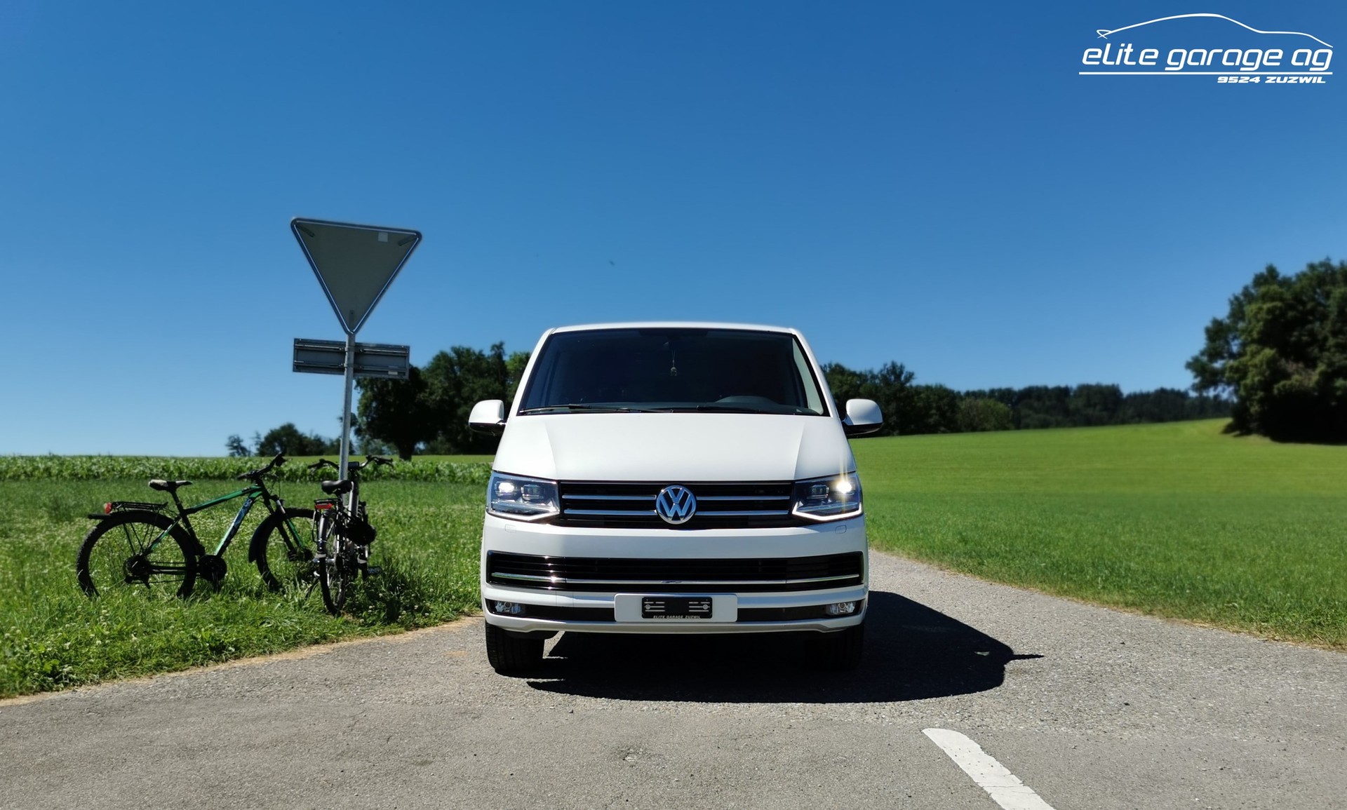 VW T6 Caravelle 2.0 B-TDI Comfortline DSG LWB-image-2