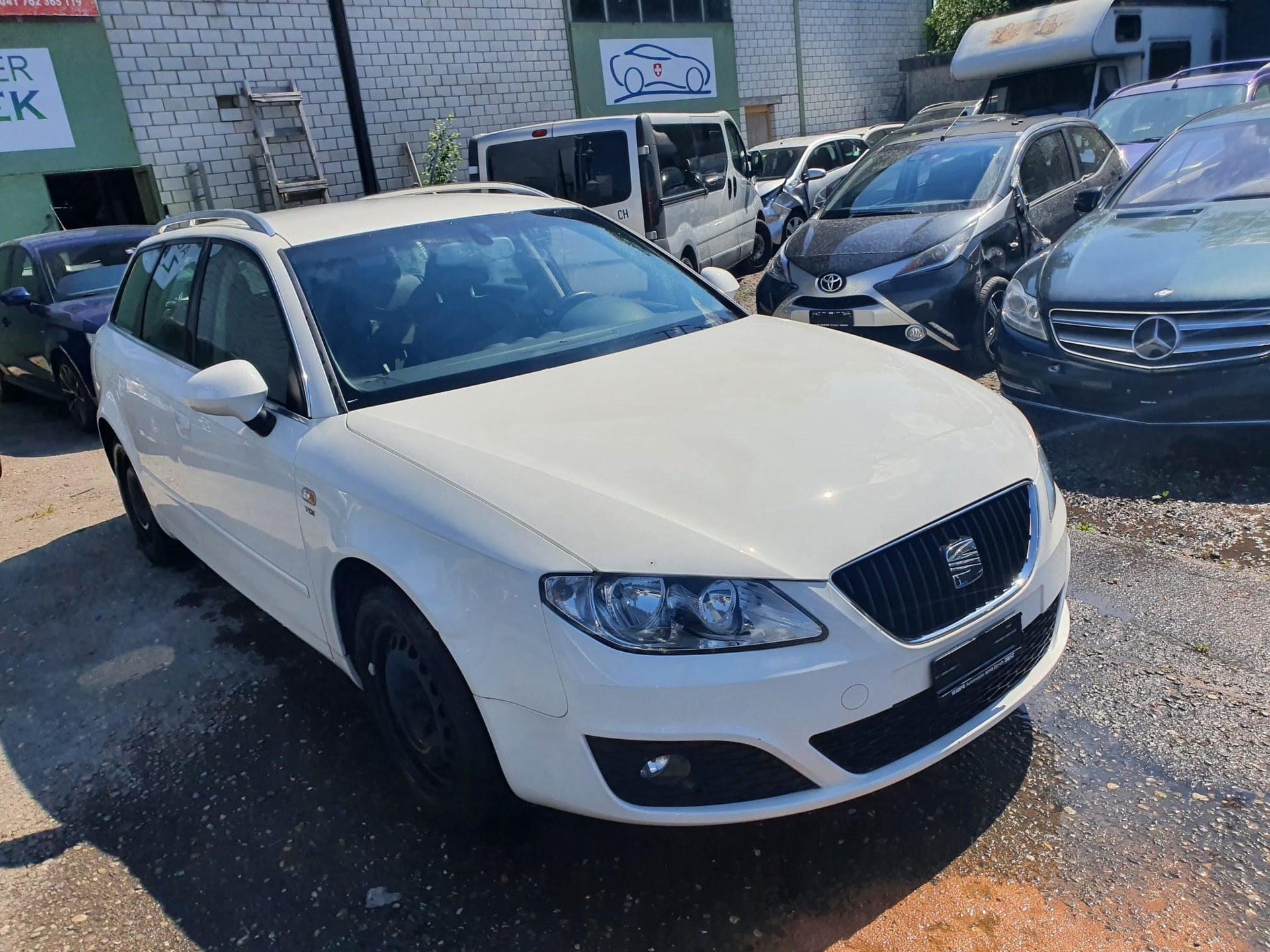 SEAT Exeo ST 2.0 TDI Style-image-0