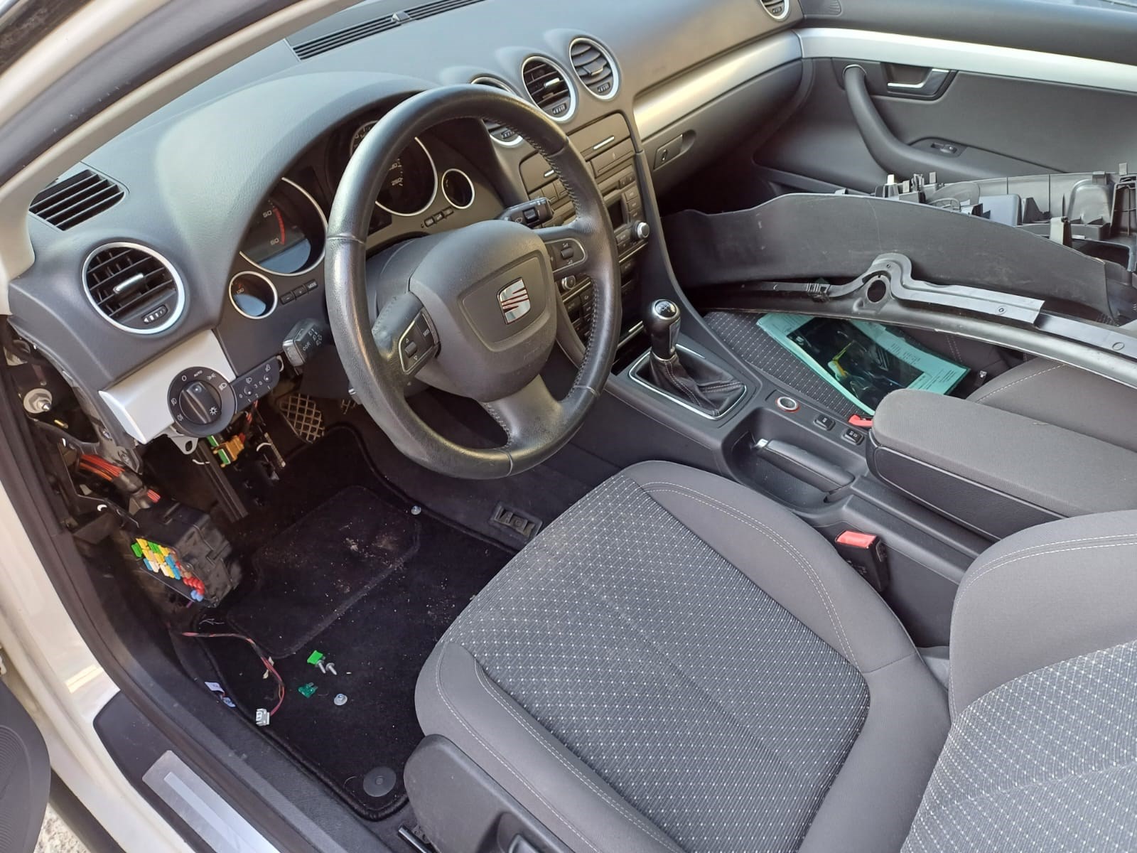 SEAT Exeo ST 2.0 TDI Style-image-9