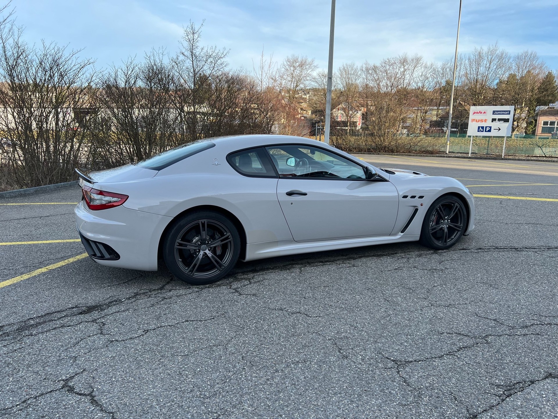 MASERATI GranTurismo MC Stradale Centenial Edition-image-10
