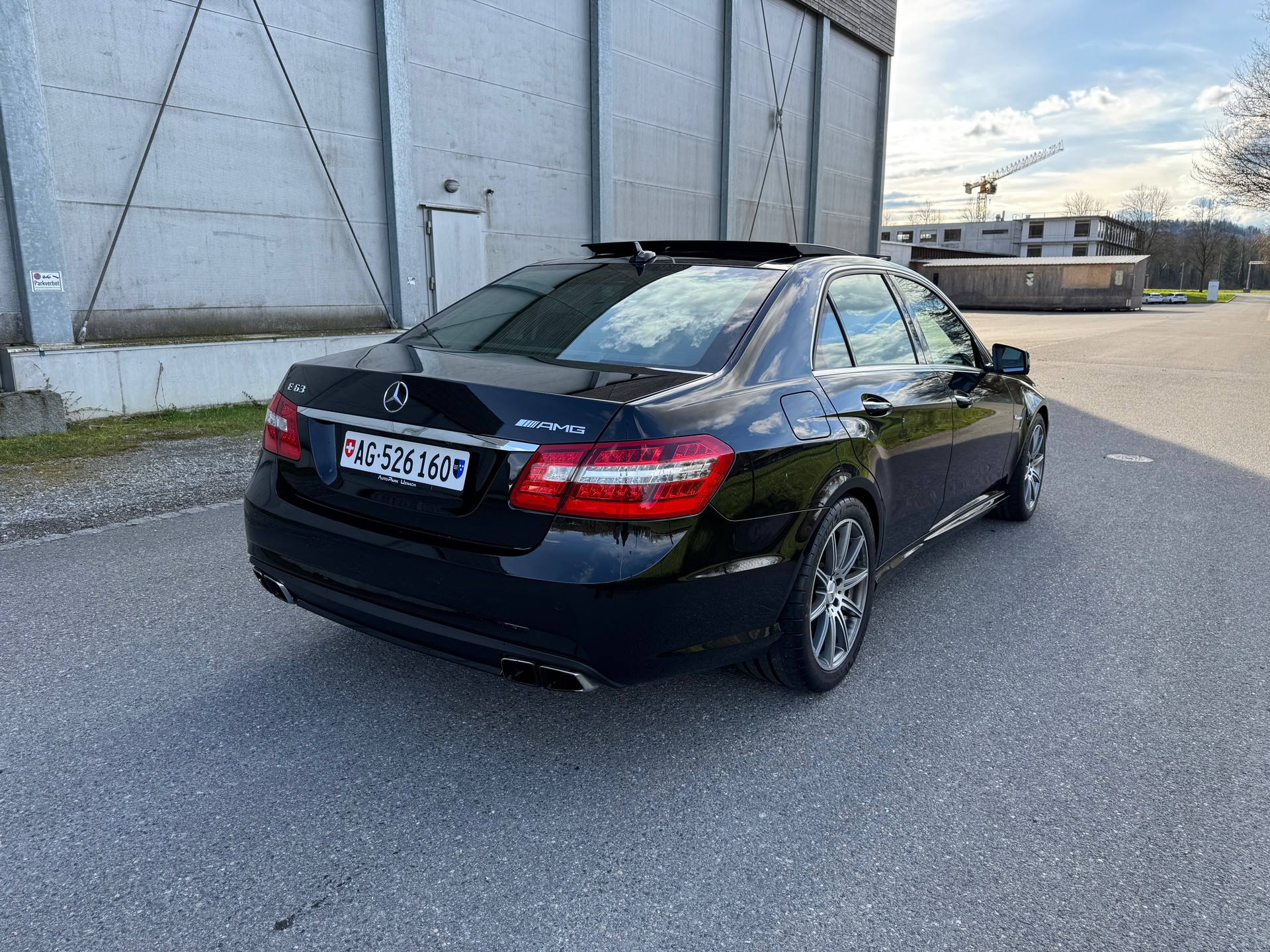 MERCEDES-BENZ E 63 CGI AMG 7G-Tronic-image-8