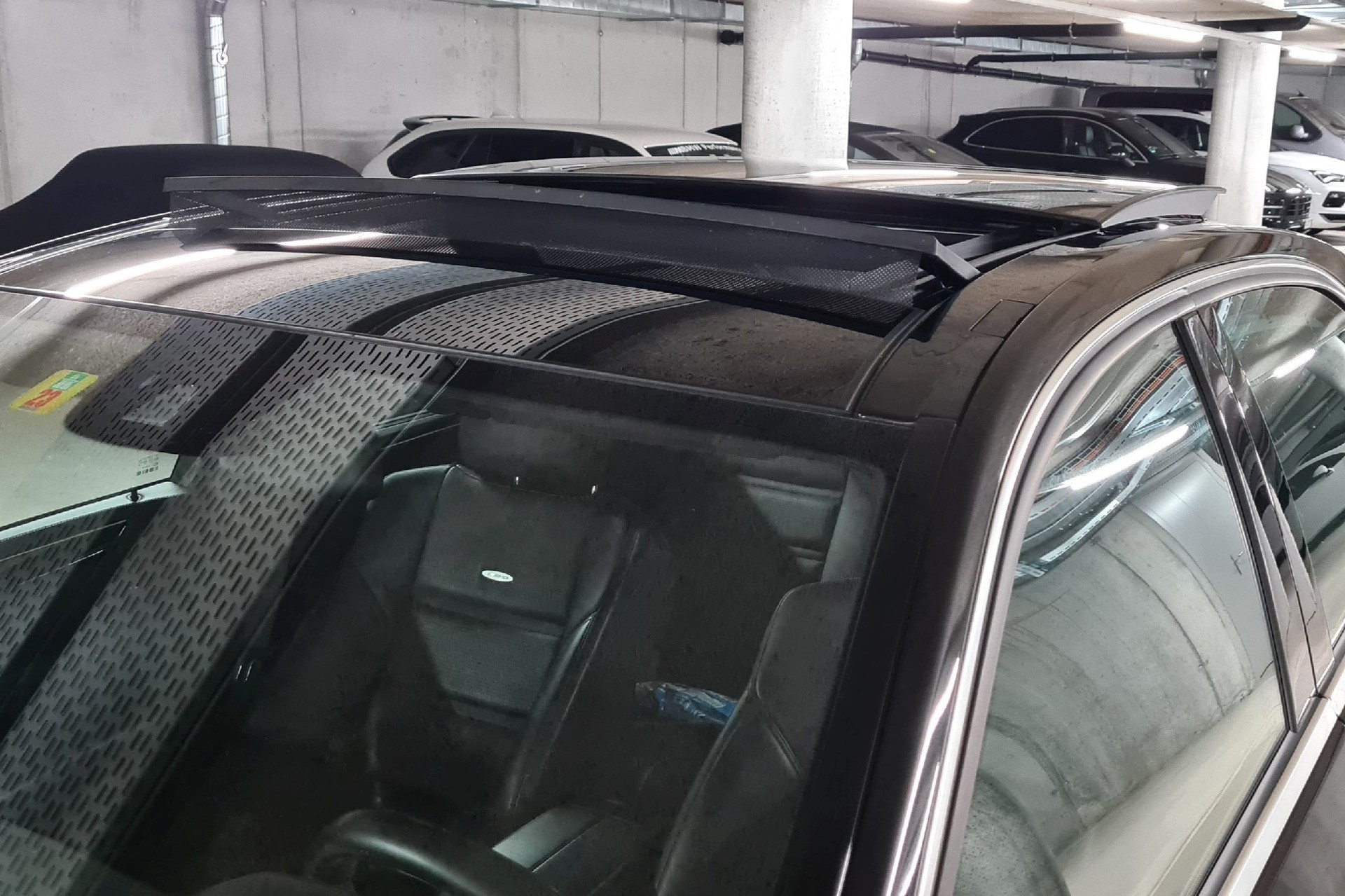 MERCEDES-BENZ E 63 CGI AMG 7G-Tronic-image-14