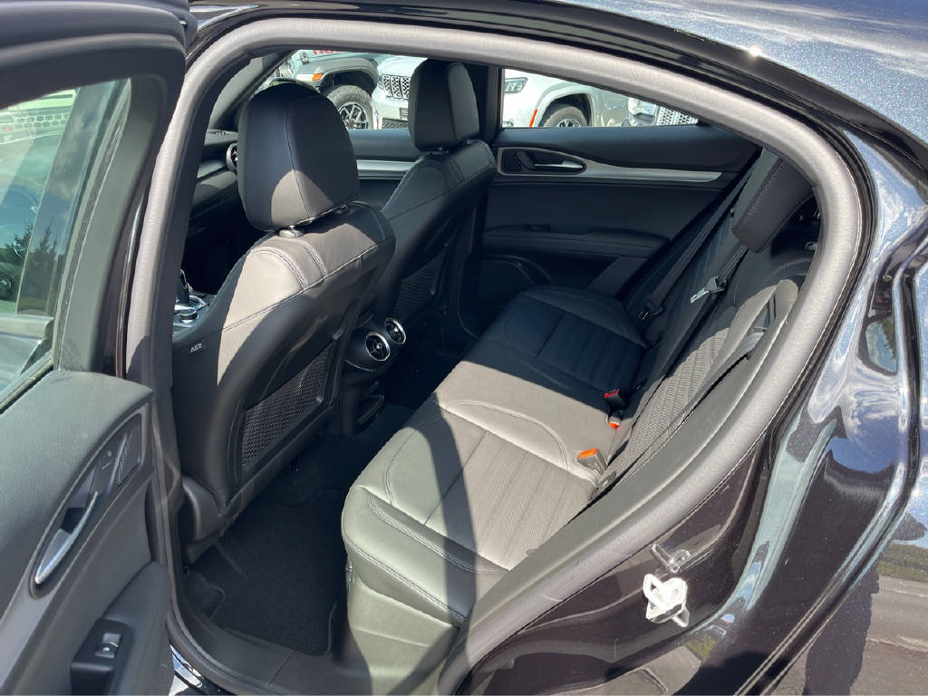 ALFA ROMEO Stelvio 2.0 Q4 280 Sprint Edition-image-5