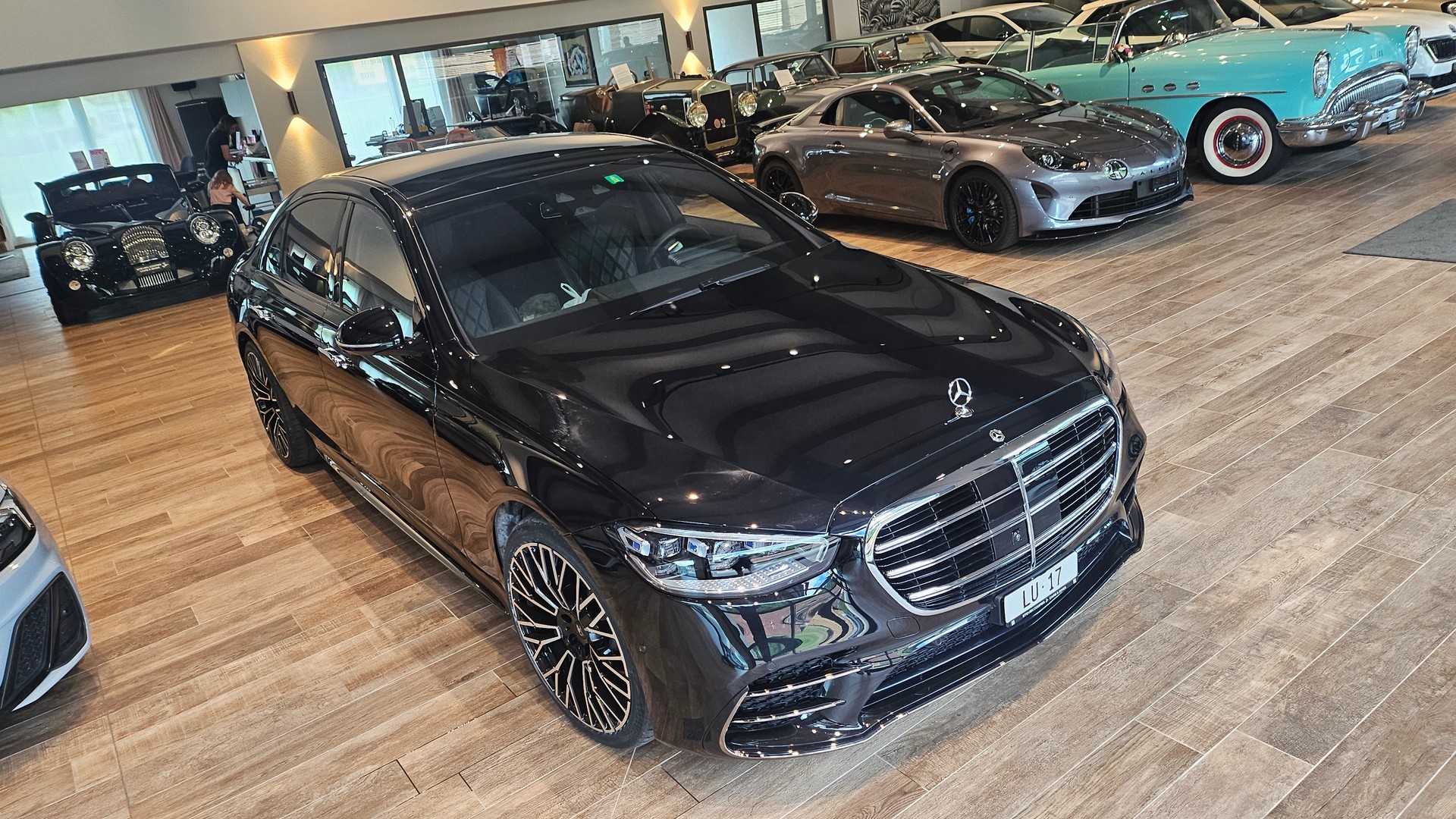 MERCEDES-BENZ S 580 e L 4Matic AMG Line 9G-Tronic-image-5
