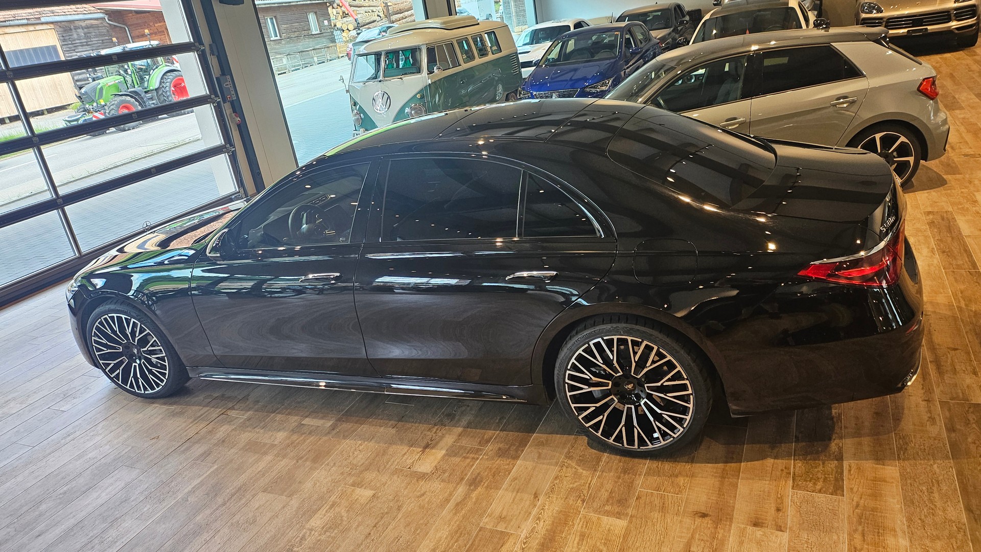 MERCEDES-BENZ S 580 e L 4Matic AMG Line 9G-Tronic-image-16