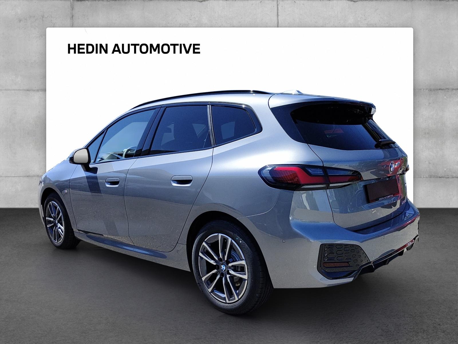 BMW 218d Active Tourer-image-3