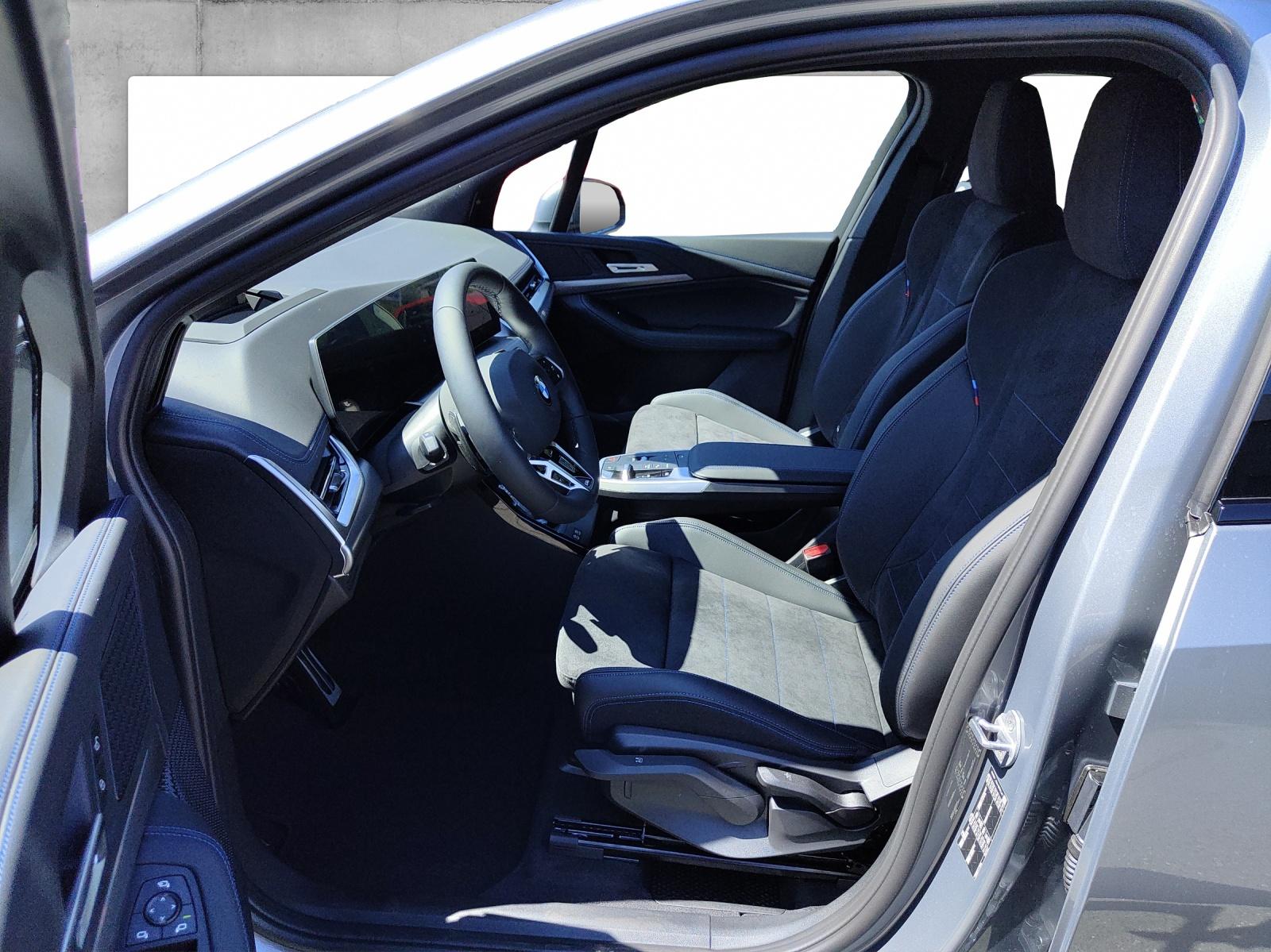 BMW 218d Active Tourer-image-6