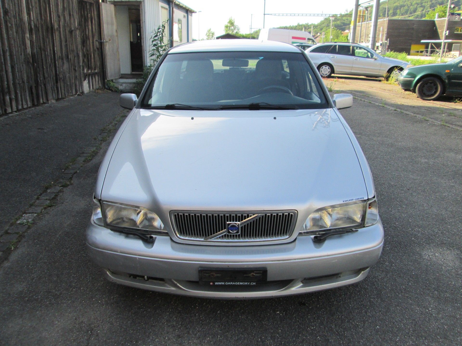 VOLVO V70 2.4 20V-image-1