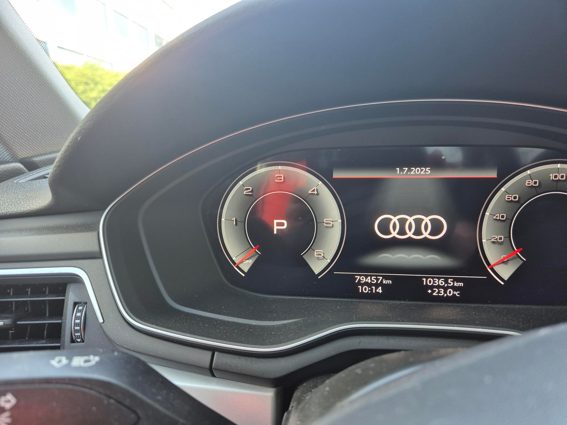 AUDI A4 avant 40 TDI S-Line quatro-image-5