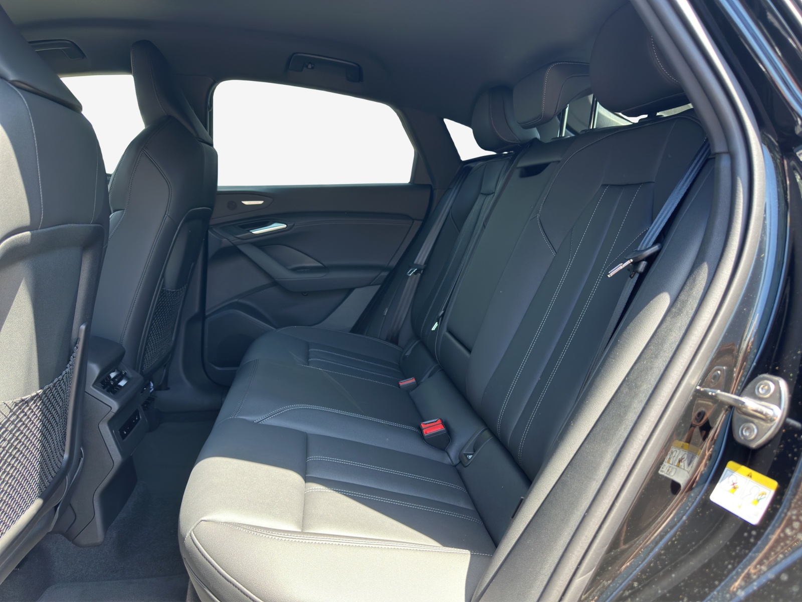 AUDI Q6 Sportback e-tron quattro-image-7
