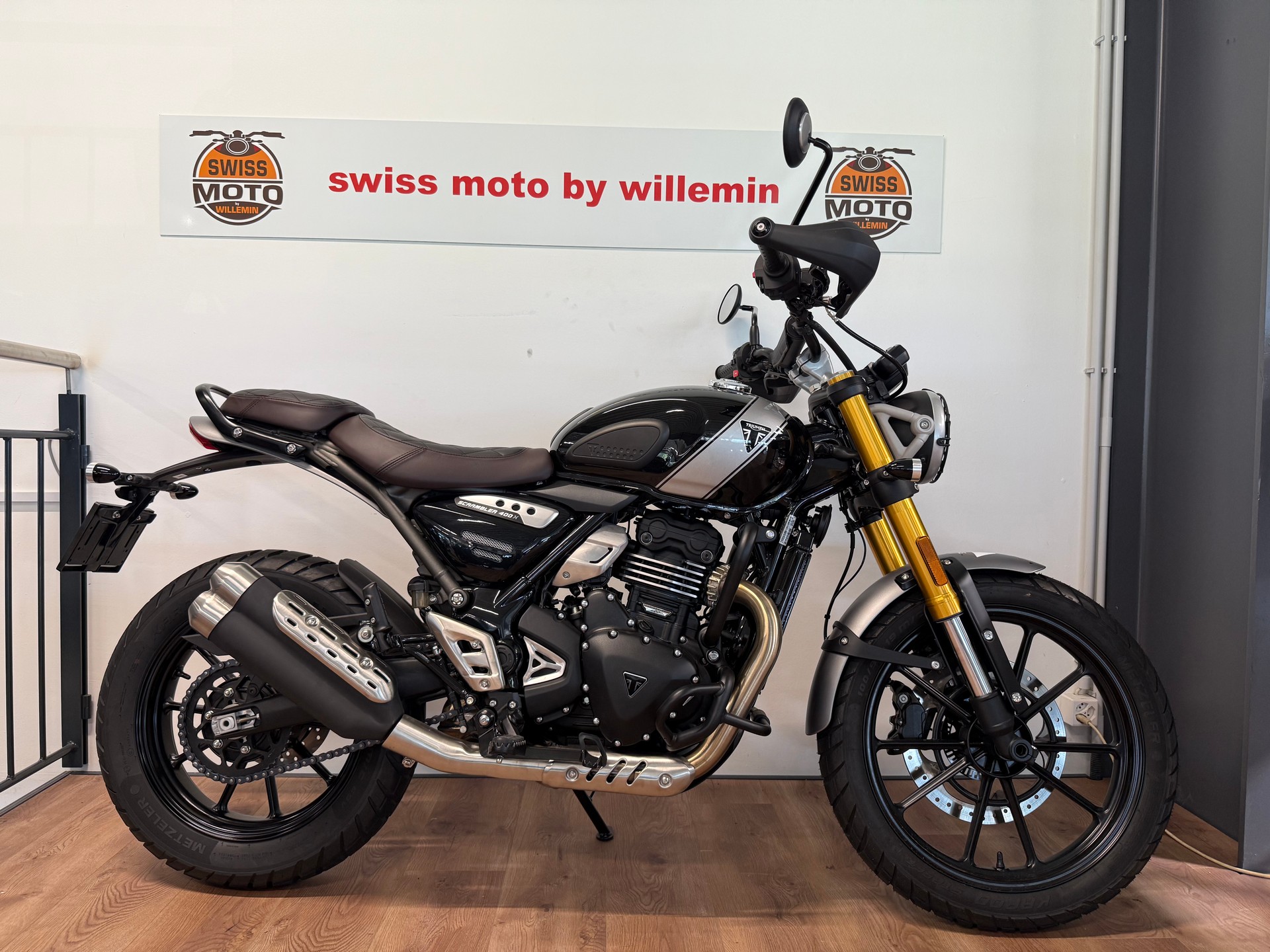TRIUMPH Scrambler 400 X-showroom-element-1