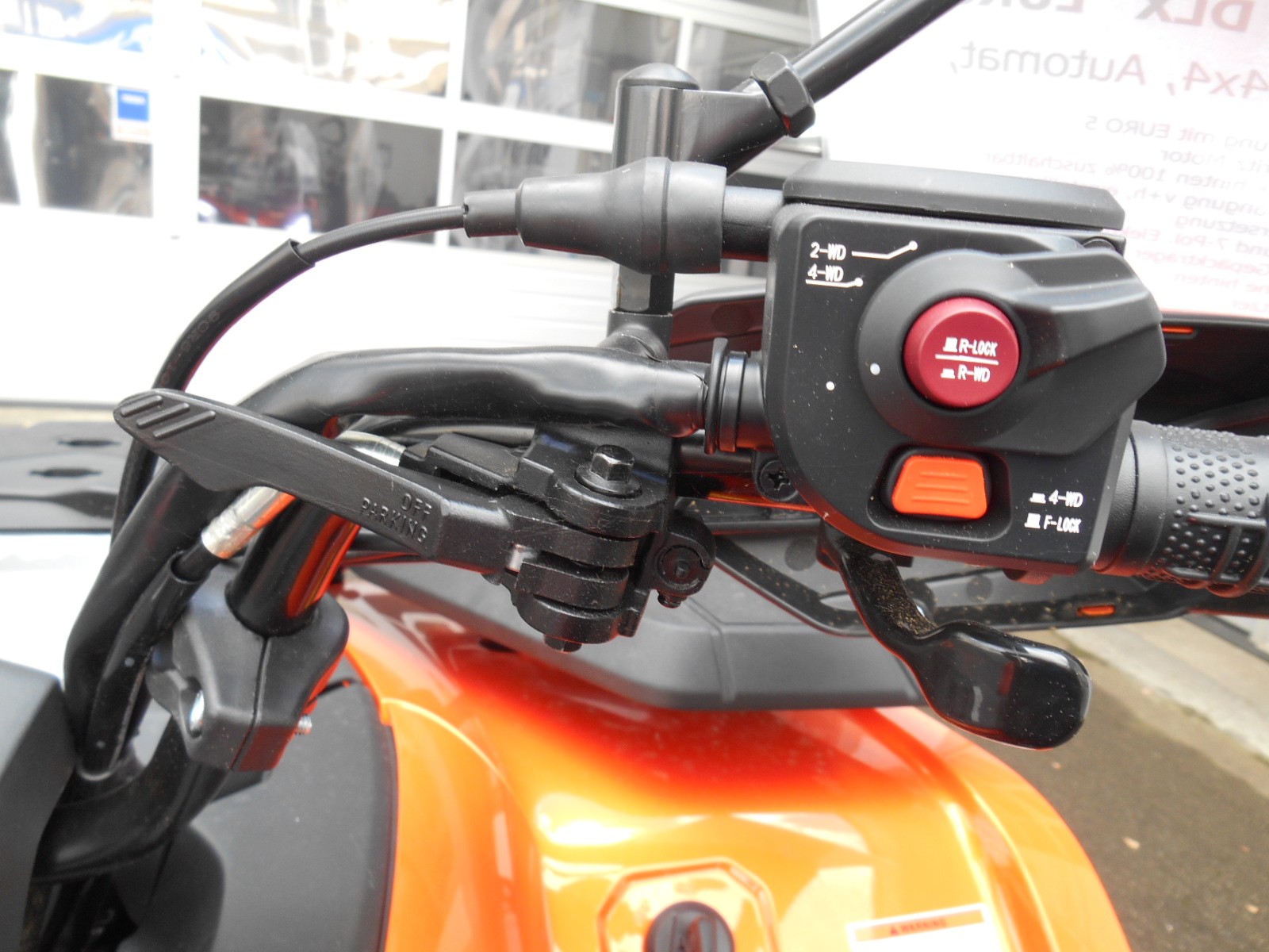 CF MOTO CForce 520L DLX 4x4-image-6