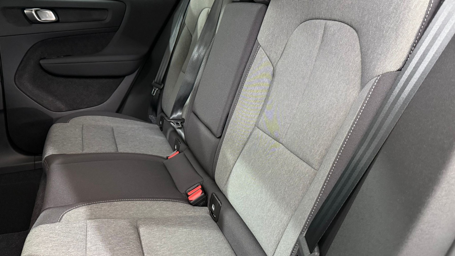 VOLVO XC40 2.0 B3 MH Core-image-5