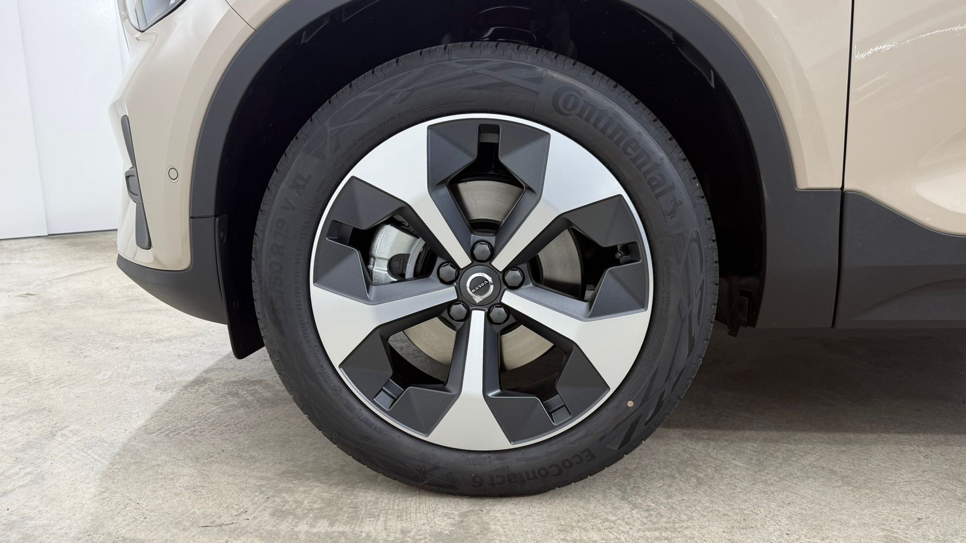 VOLVO XC40 2.0 B3 MH Core-image-7