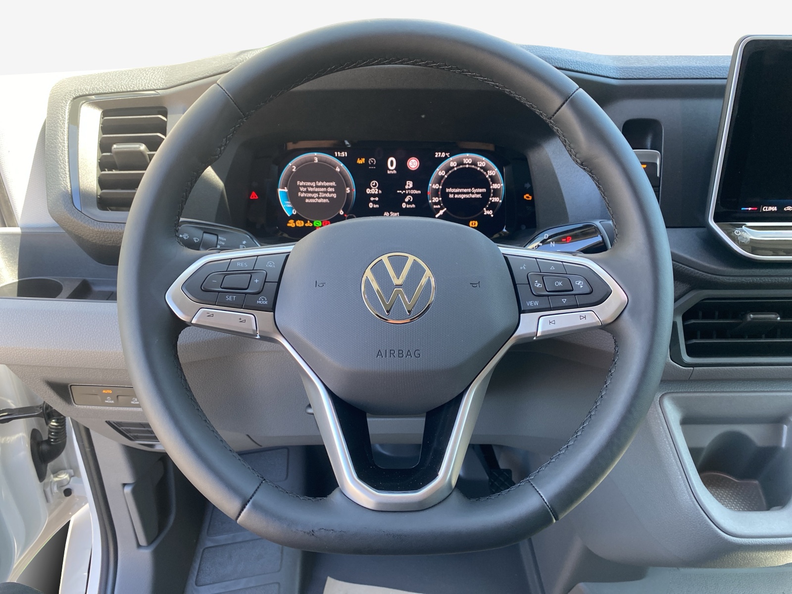 VW Crafter 35 2.0 TDI L3 HD A-image-9