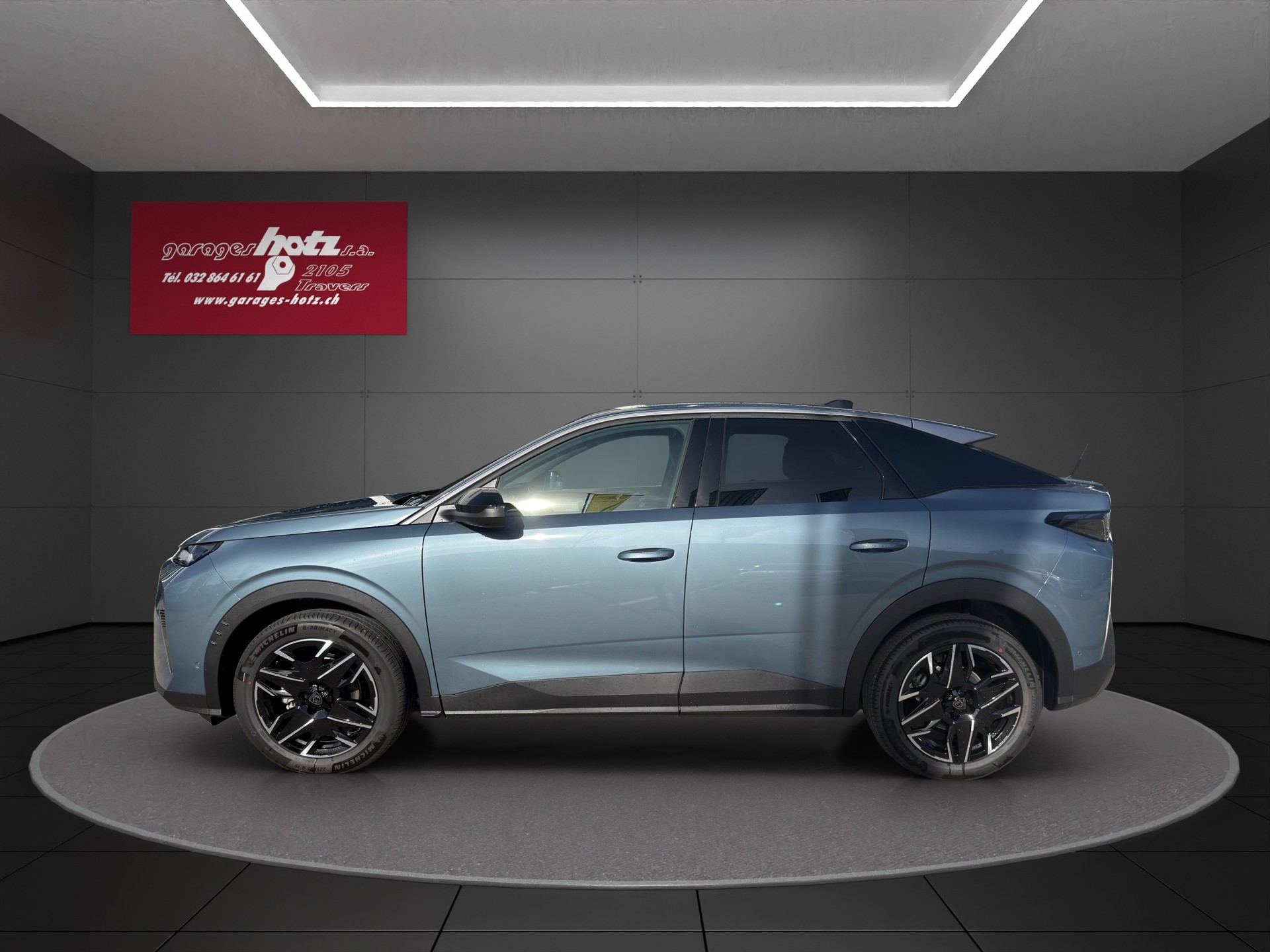PEUGEOT 3008 1.2 MHEV Allure Premium-image-2