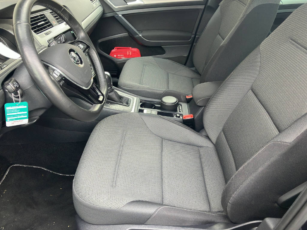VW Golf VII Variant 1.4 TSI 122 65th Edition DSG-image-10